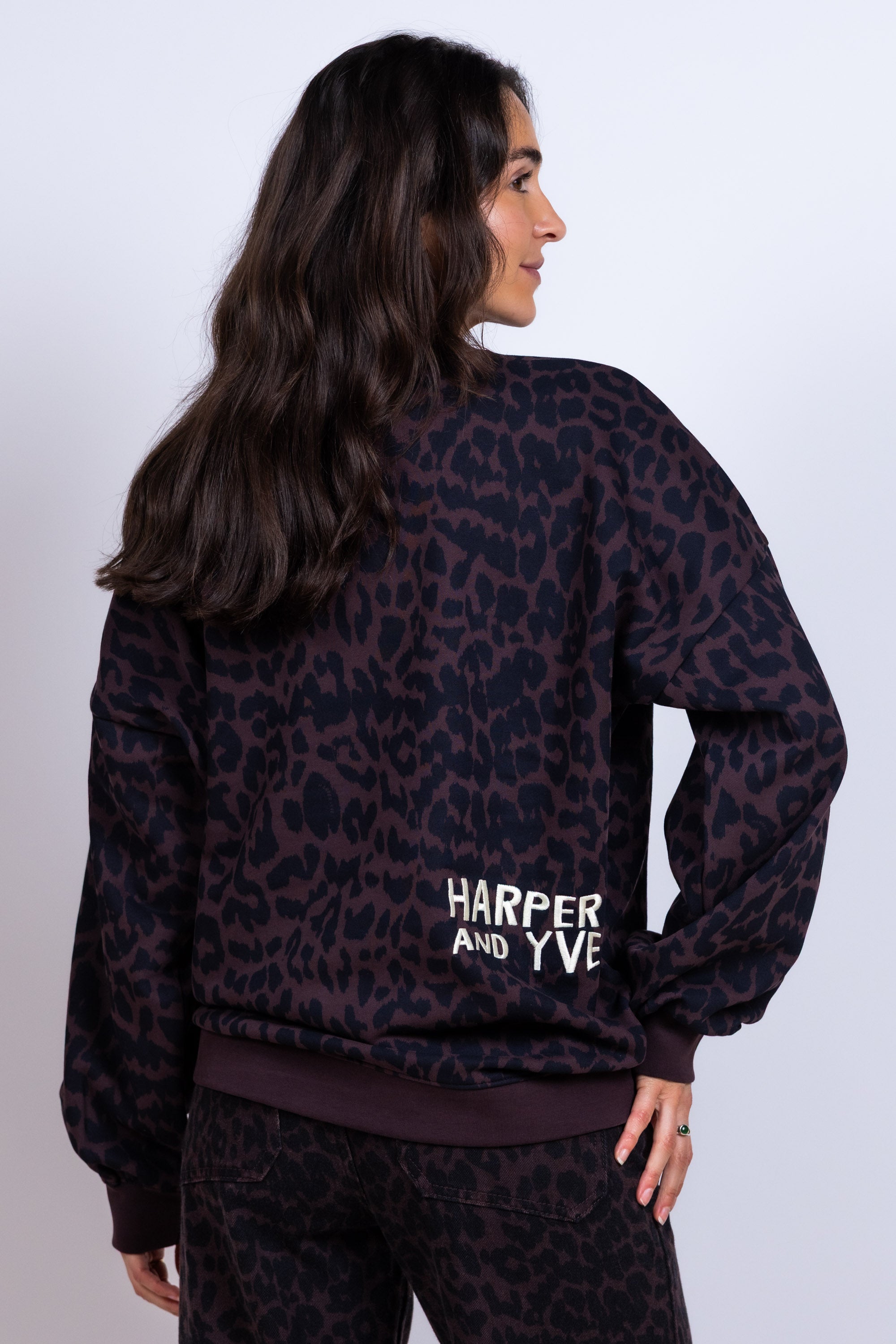 Trui met print - Bruin