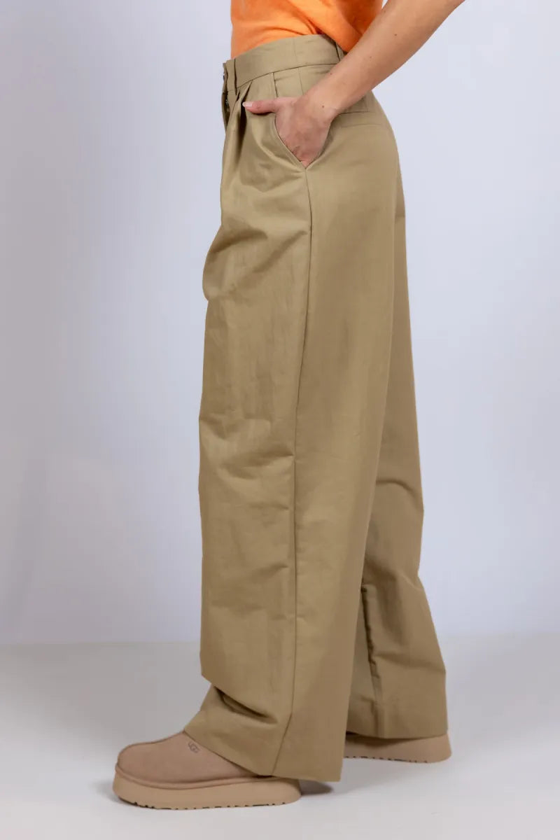 ESSENTIEL ANTWERP ESSENTIEL ANTWERP JAMMER ESSENTIEL ANTWERP JAMMER Wijde pantalon - Licht camel