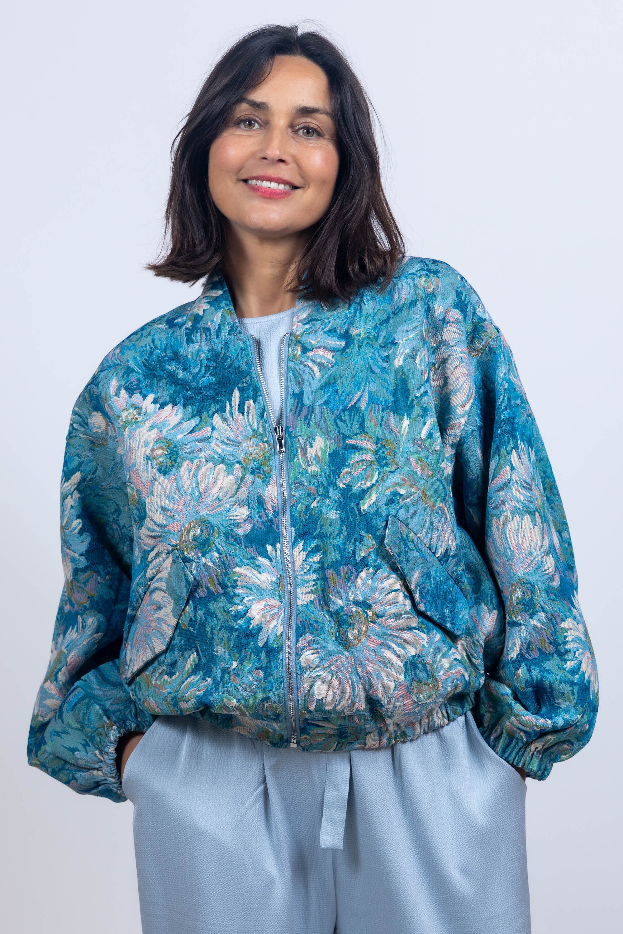 Bomberjack met bloemen - Bleu