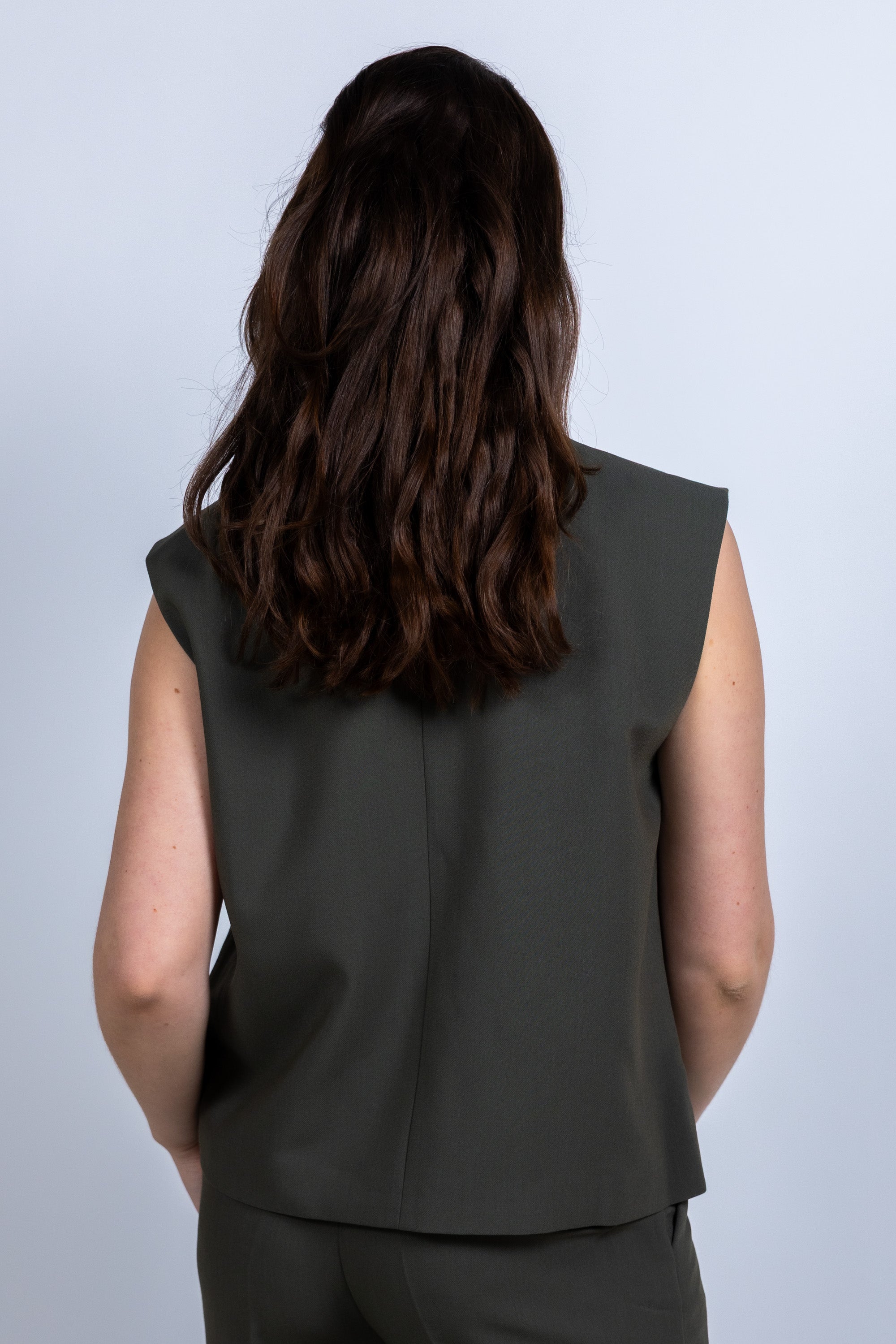 Gilet met knopen - Olijfgroen