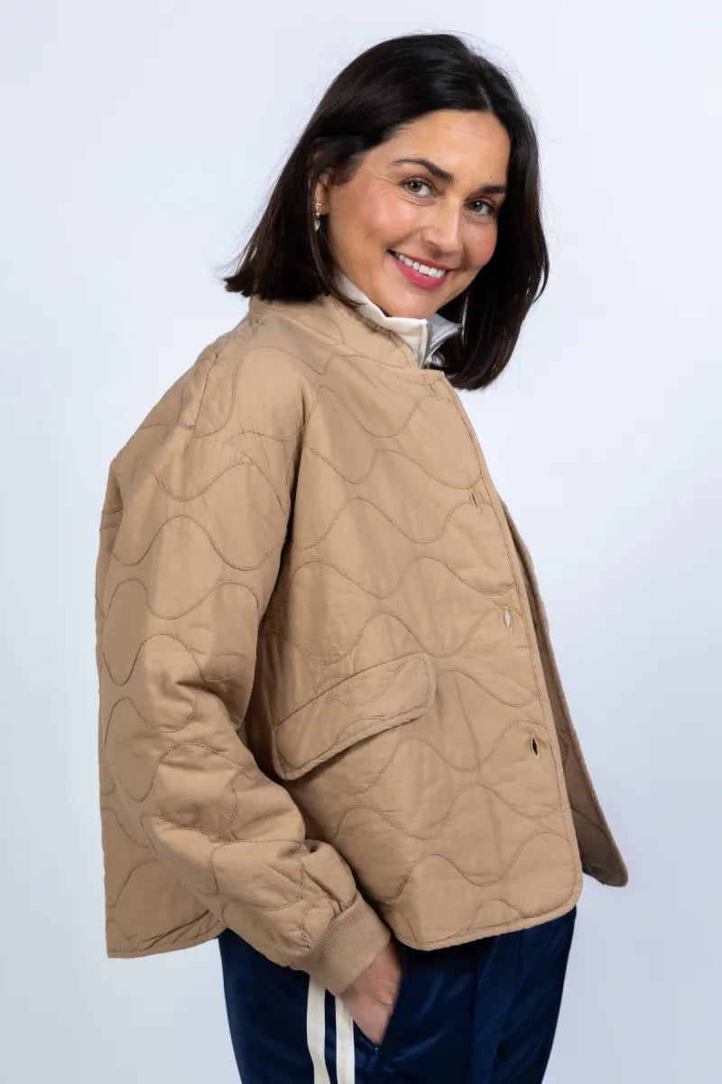 GEISHA GEISHA 65100-70 Jasje met knopen - Zand