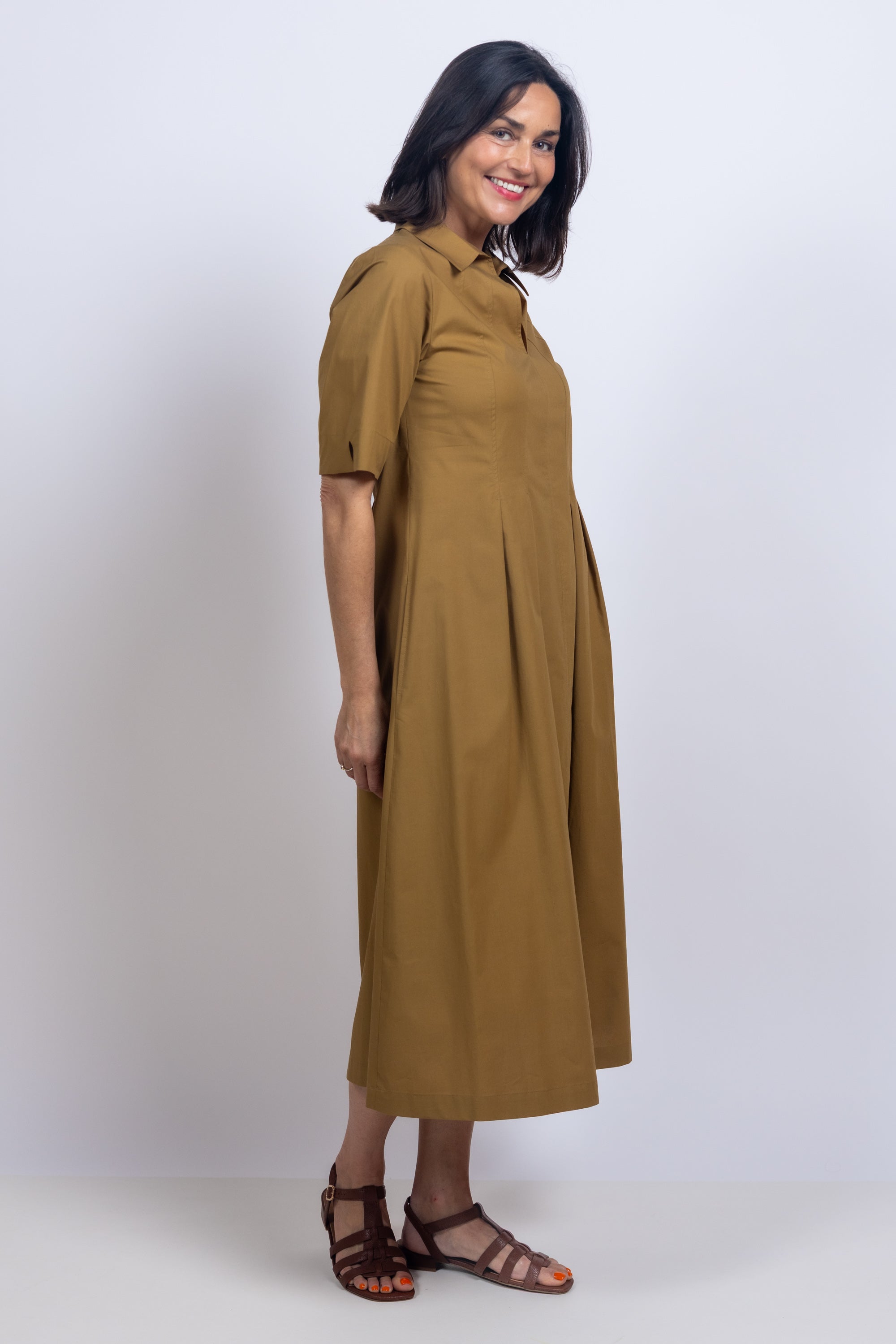 Jurk met kraag - Bronsbruin