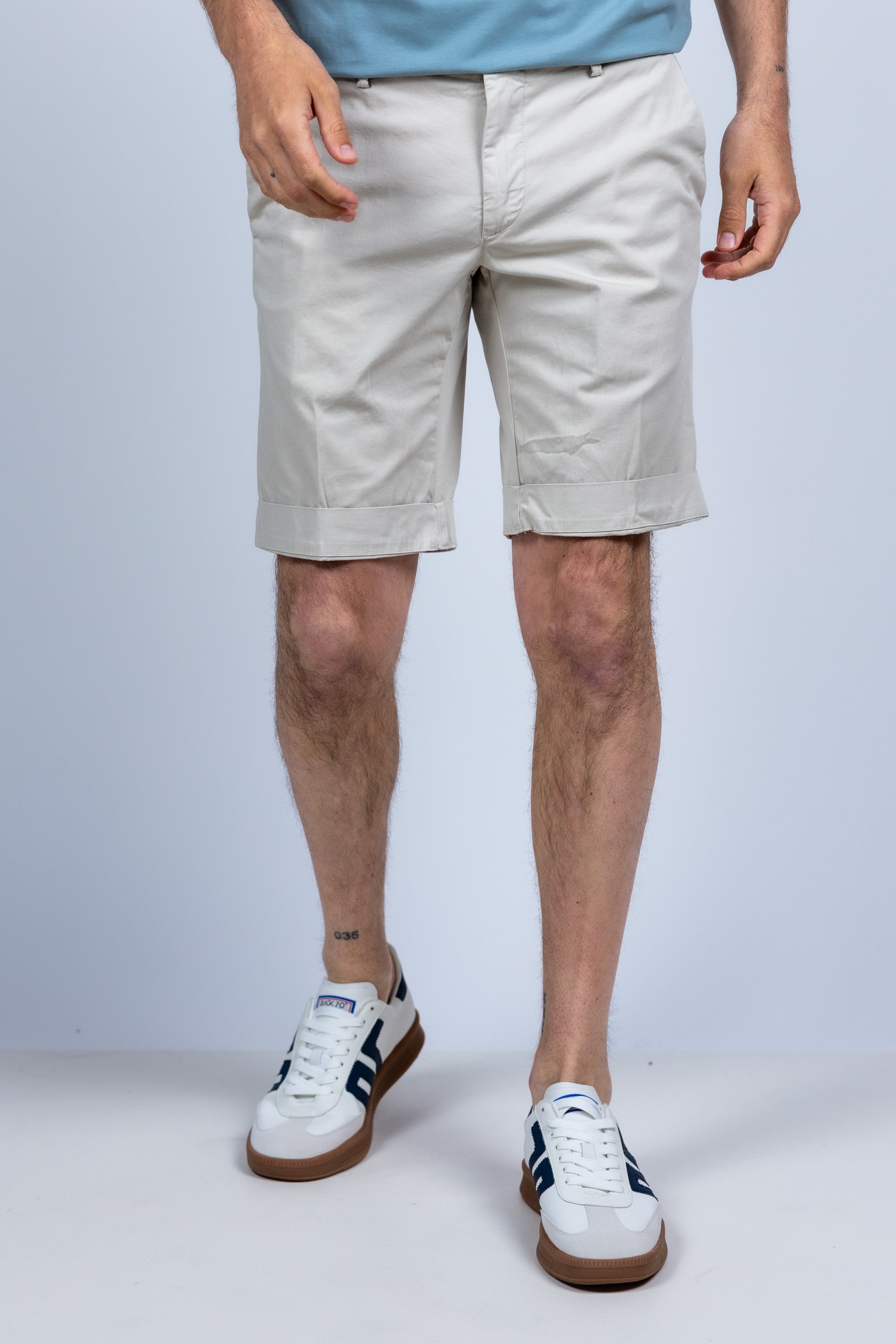 Korte broek met omslag - Beige