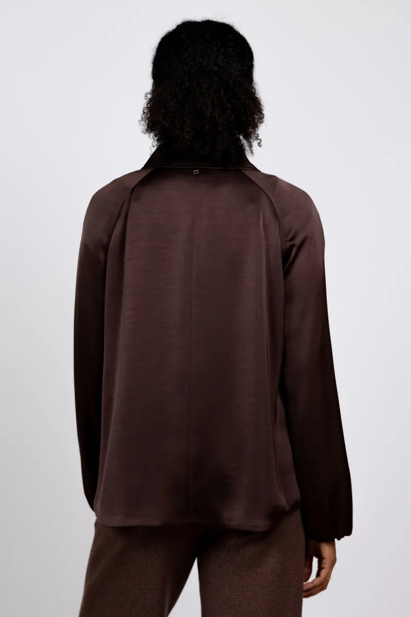 MARCCAIN COLLECTIE MARCCAIN COLLECTIE BC.31.16 W60 Glanzend jasje - Bruin