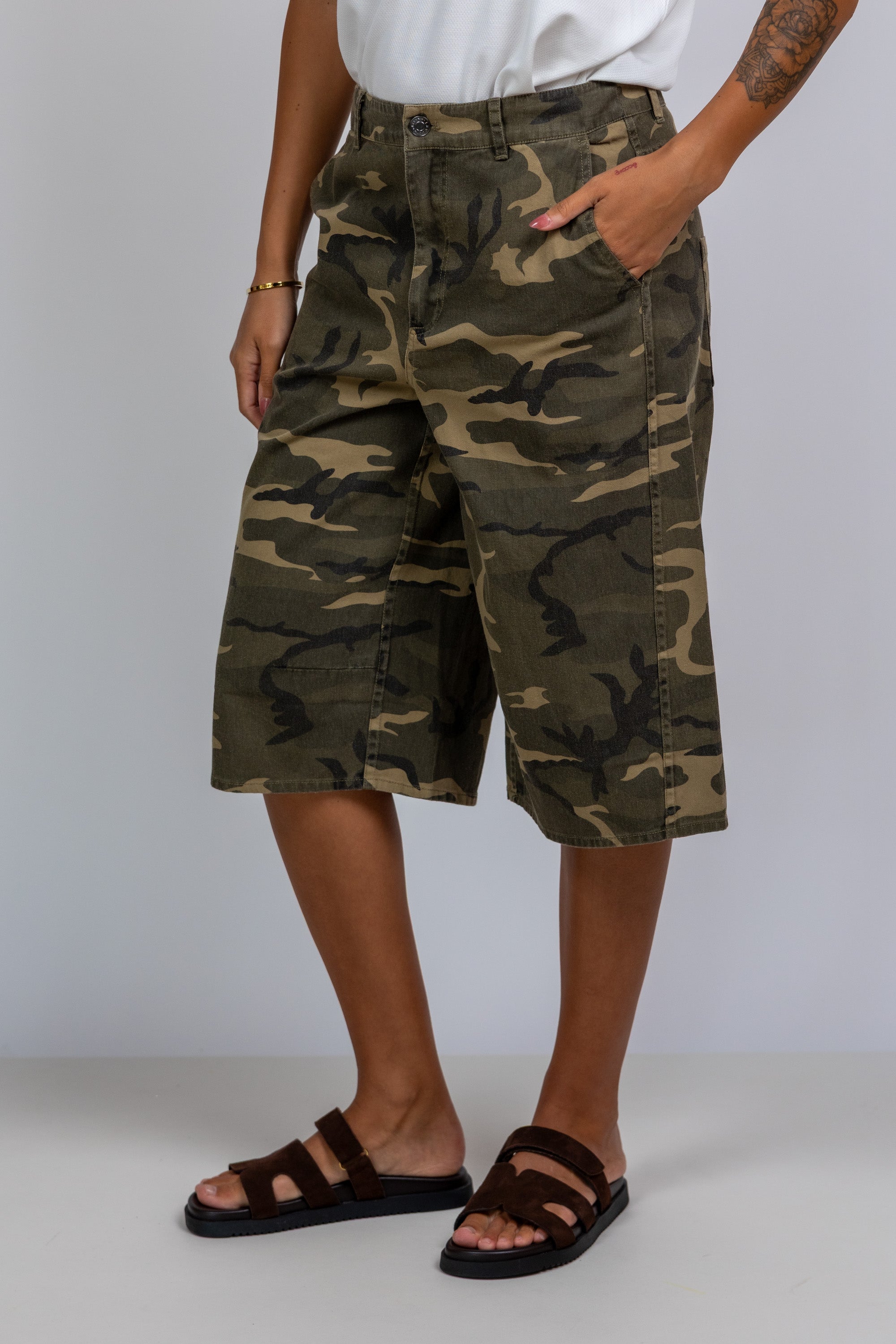 Bermuda met camouflageprint - Khaki