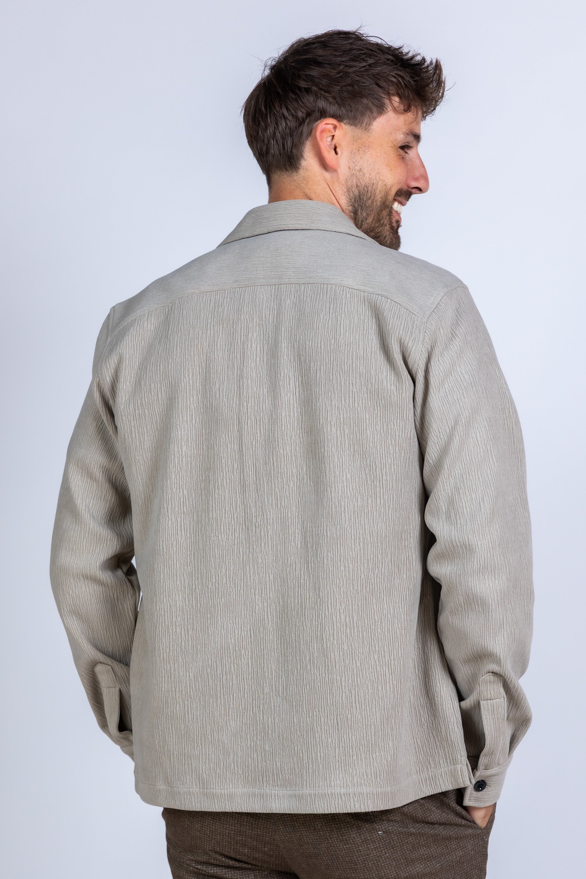 Jasje met knopen - Beige