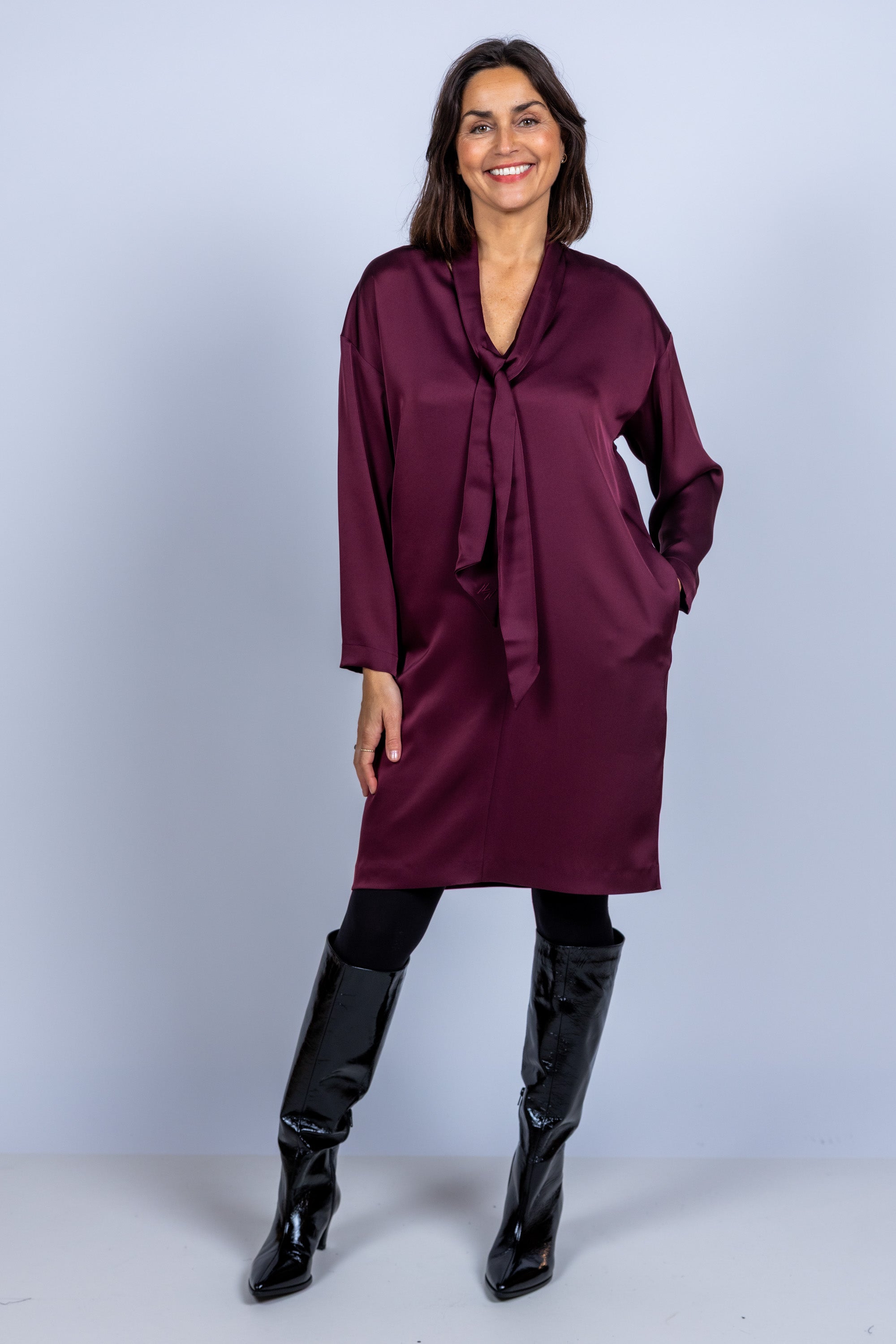 Jurk met striksjaal - Donkerbordeaux