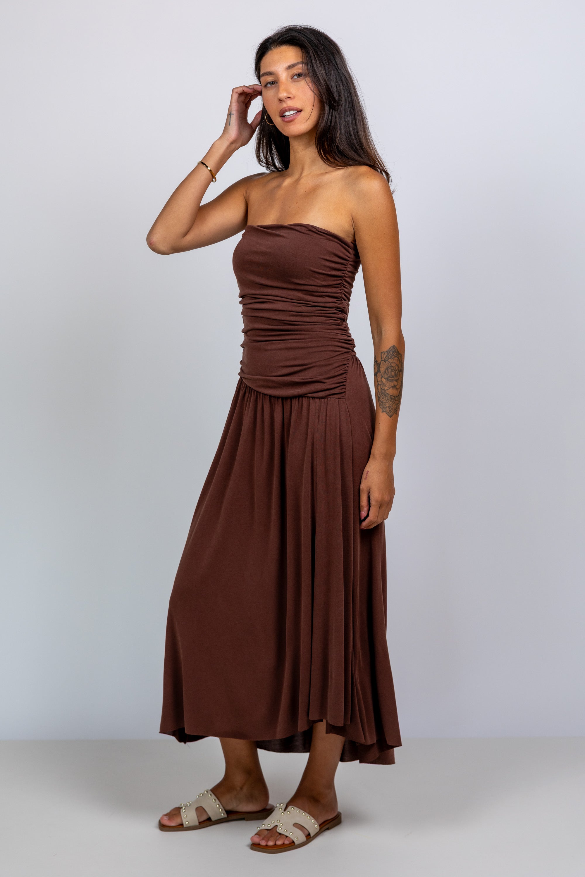 Jurk met strapless top - Bruin