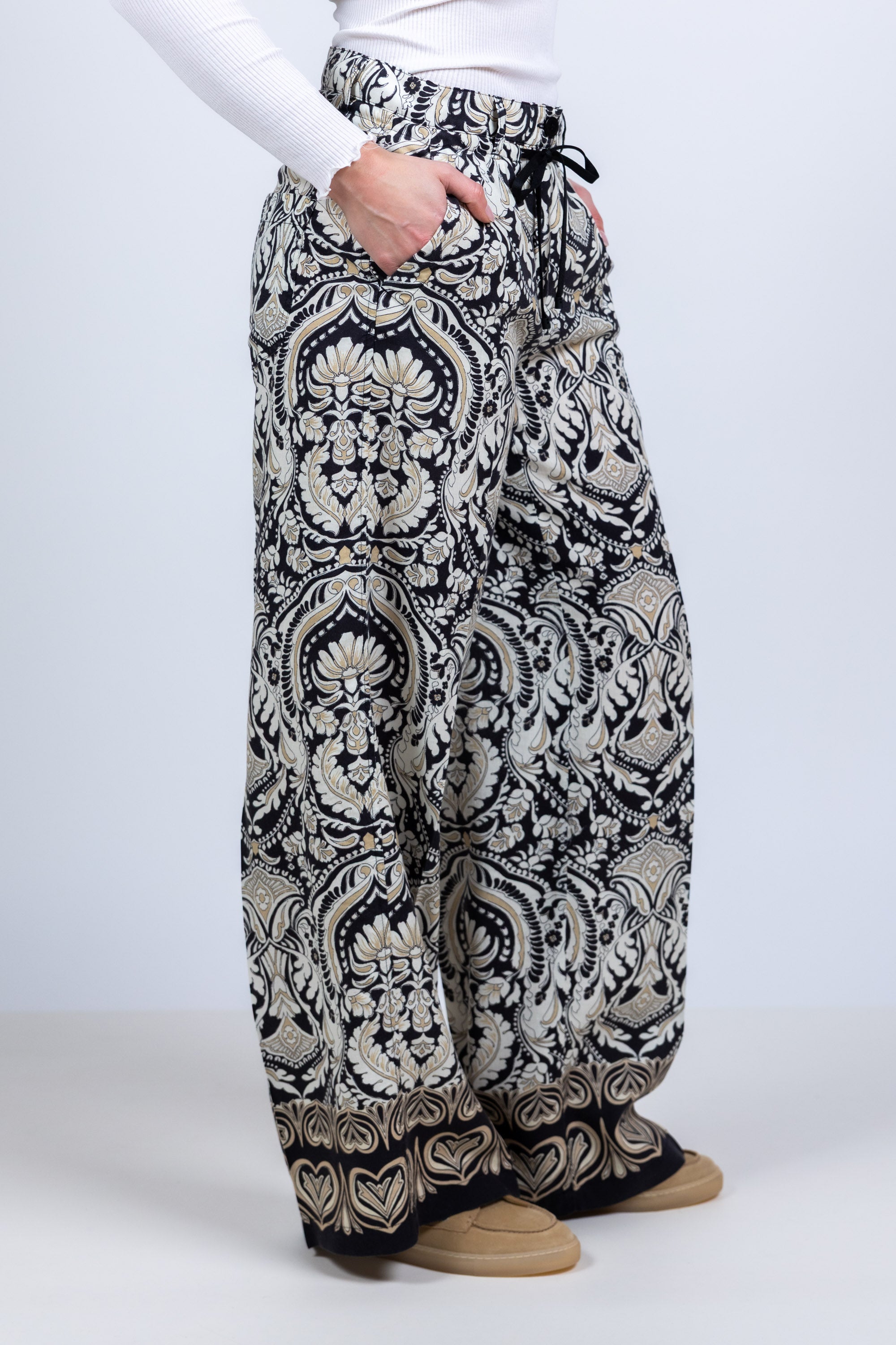 Wijde broek met print - Zwart