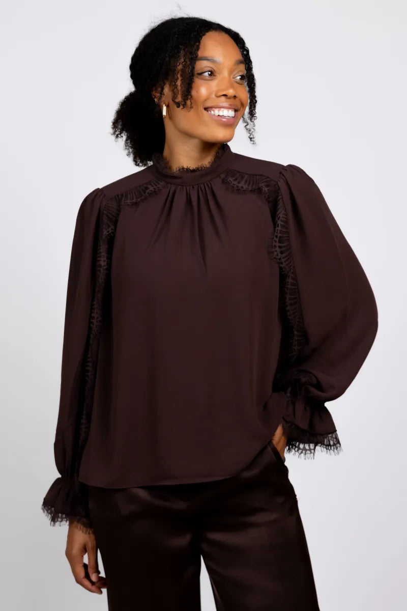 MARCCAIN COLLECTIE MARCCAIN COLLECTIE BC.51.18 W90 Blouse met kant - Bruin