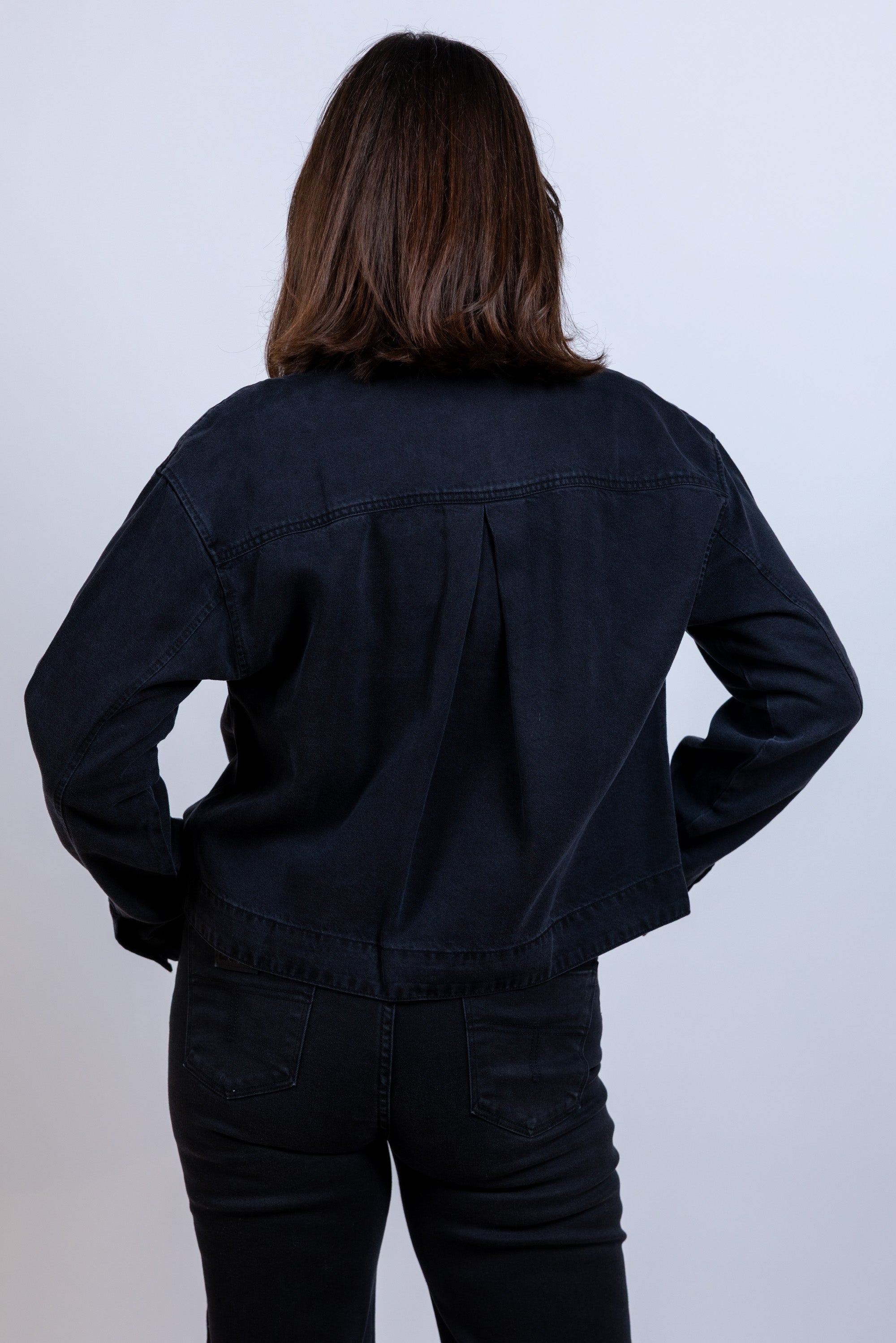 Jasje met knopen - Black denim