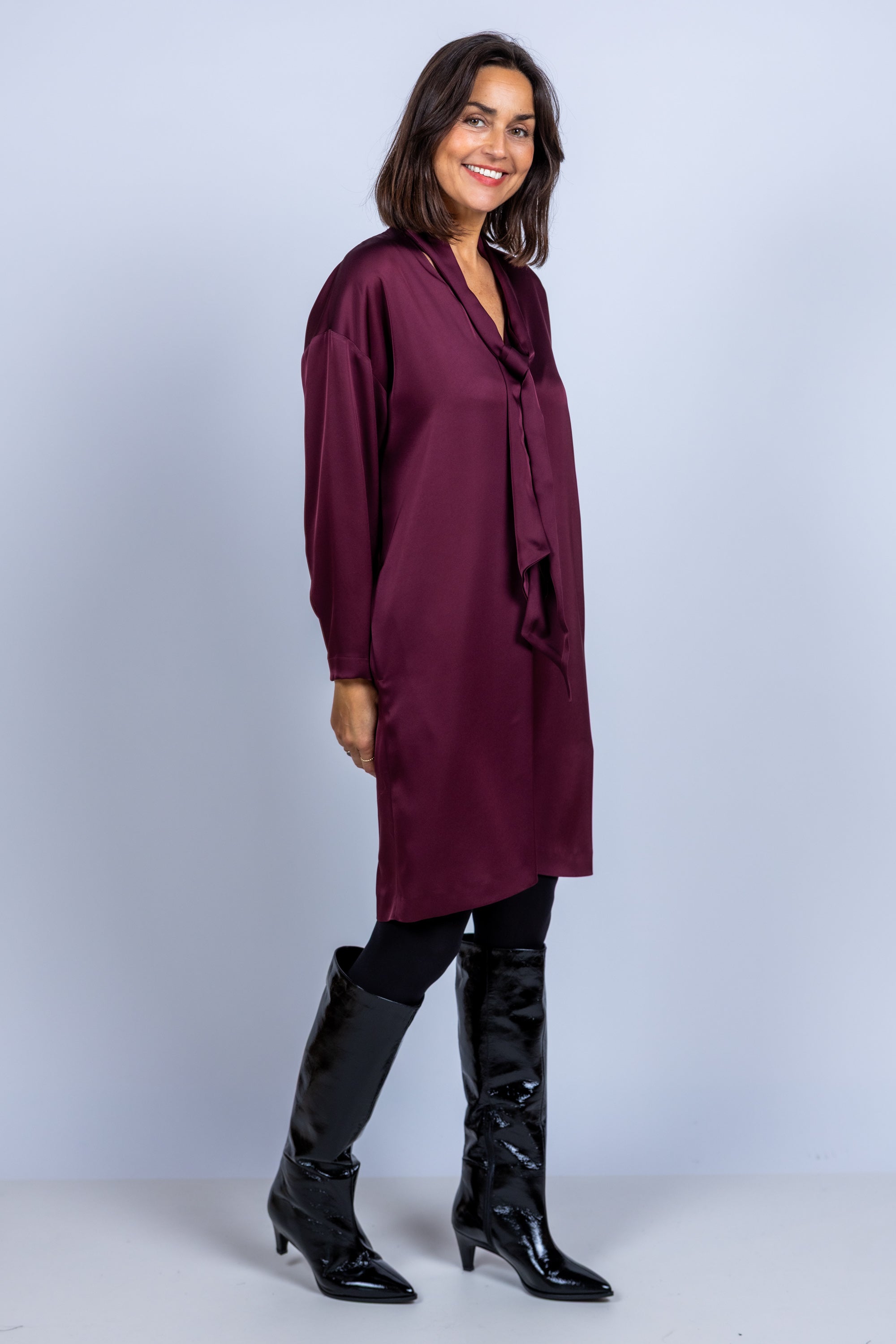 Jurk met striksjaal - Donkerbordeaux