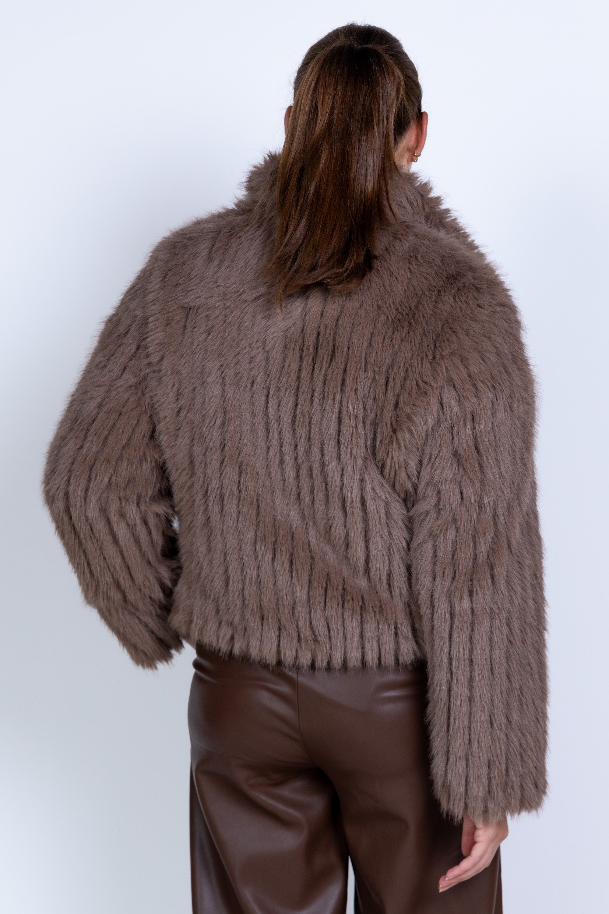 Jas fluffy - Licht taupe