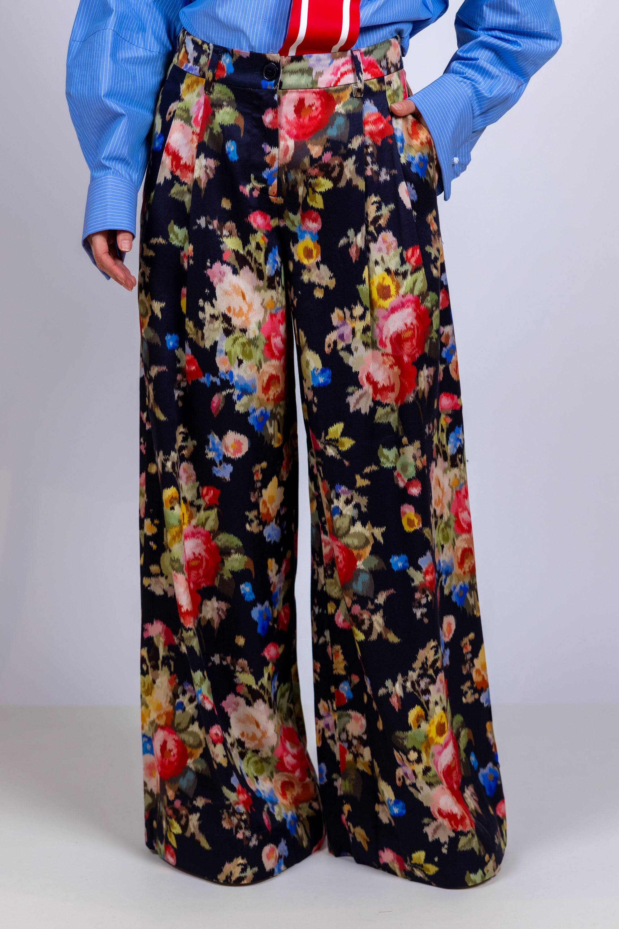 Wijde broek met bloemen - Marine