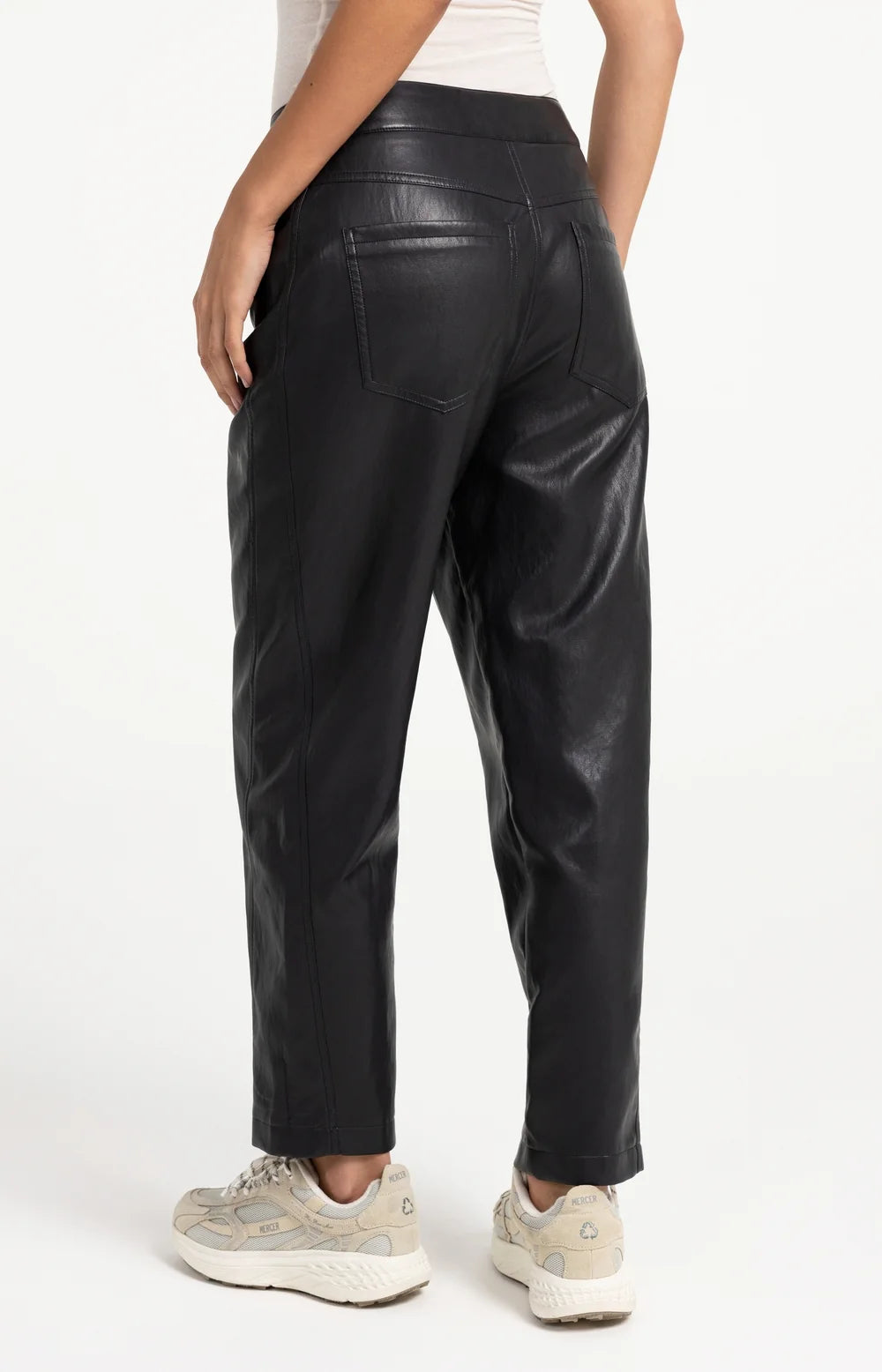YAYA YAYA 01-309289-609 nearly black