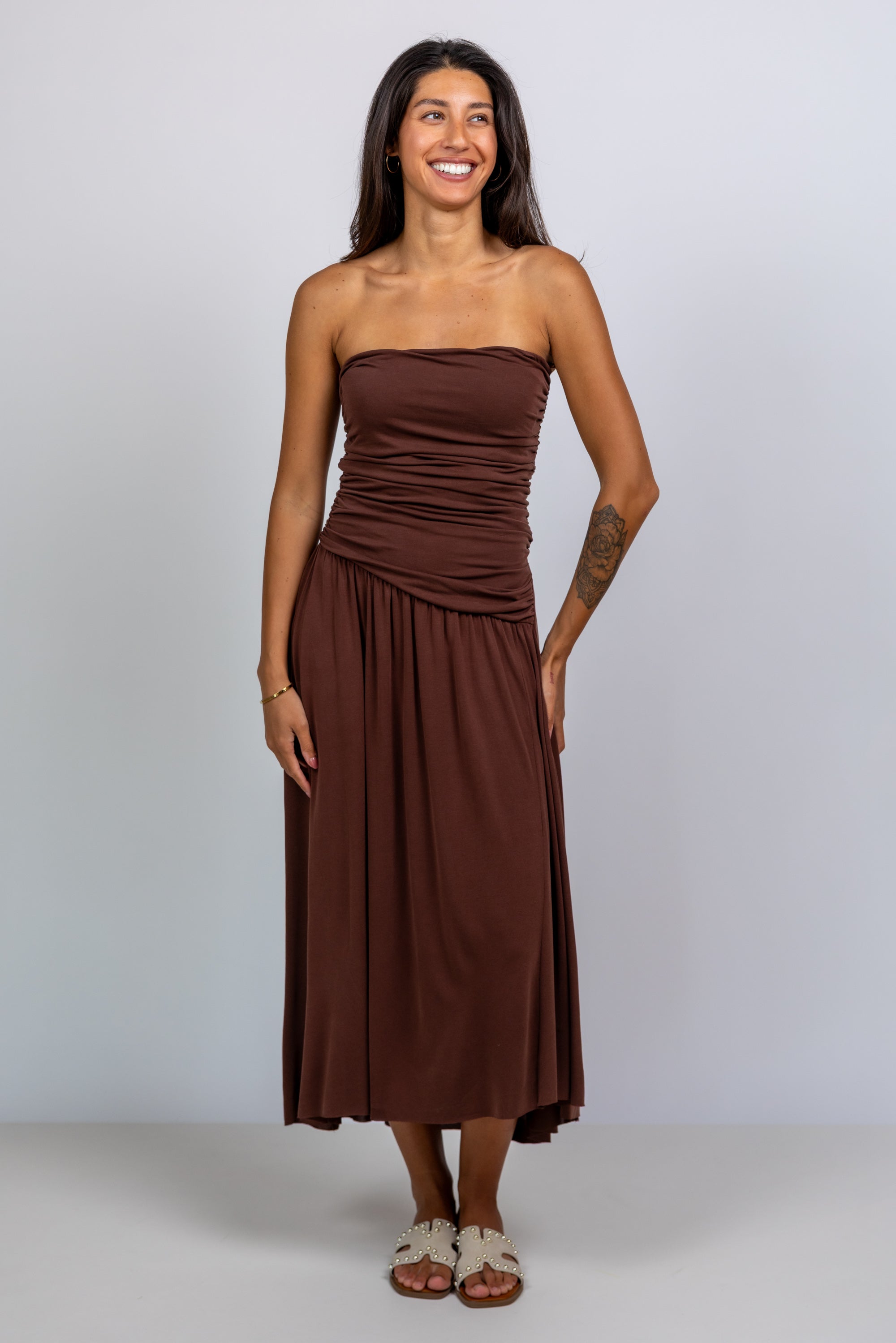 Jurk met strapless top - Bruin