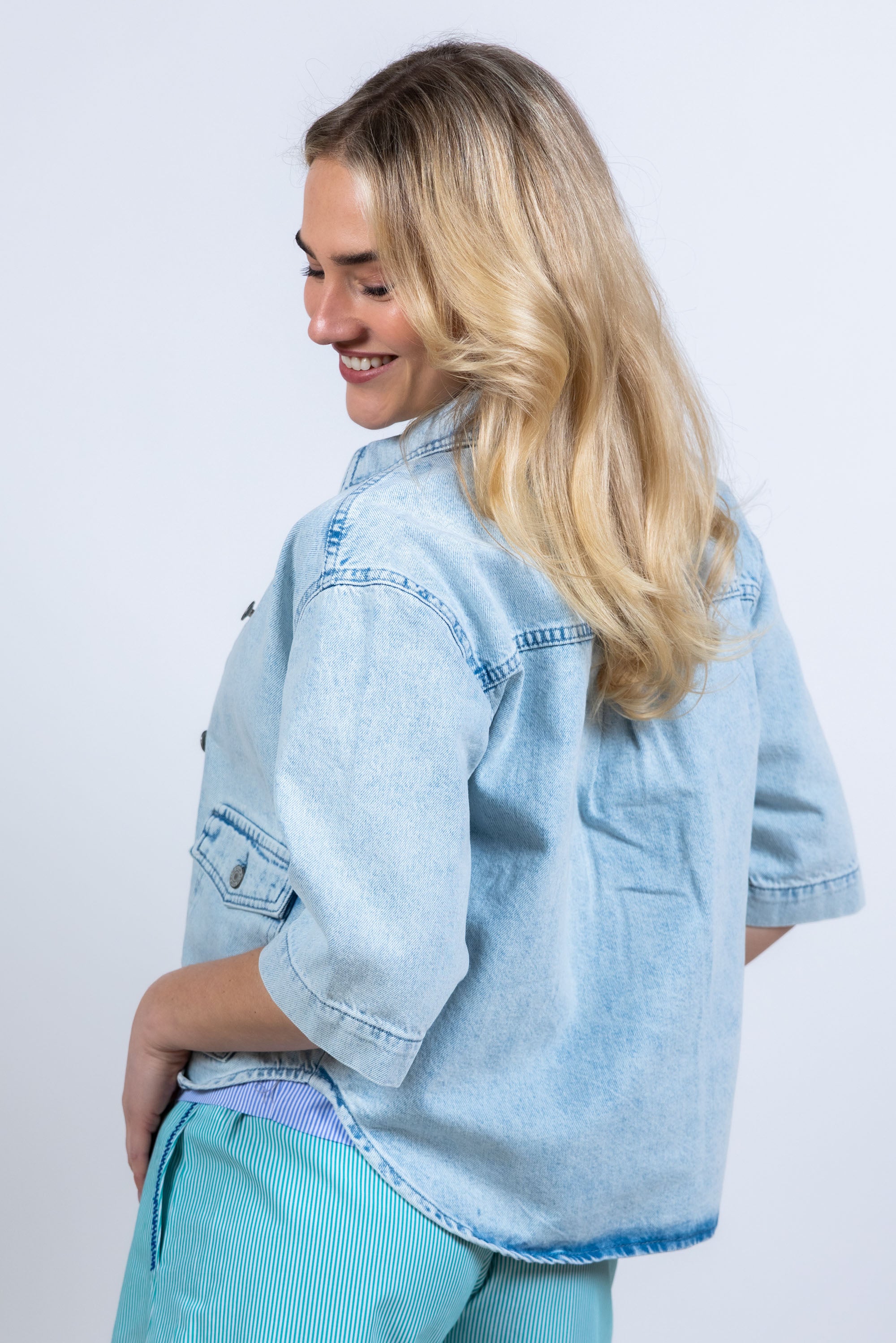 Denim jasje met knopen - Licht jeans