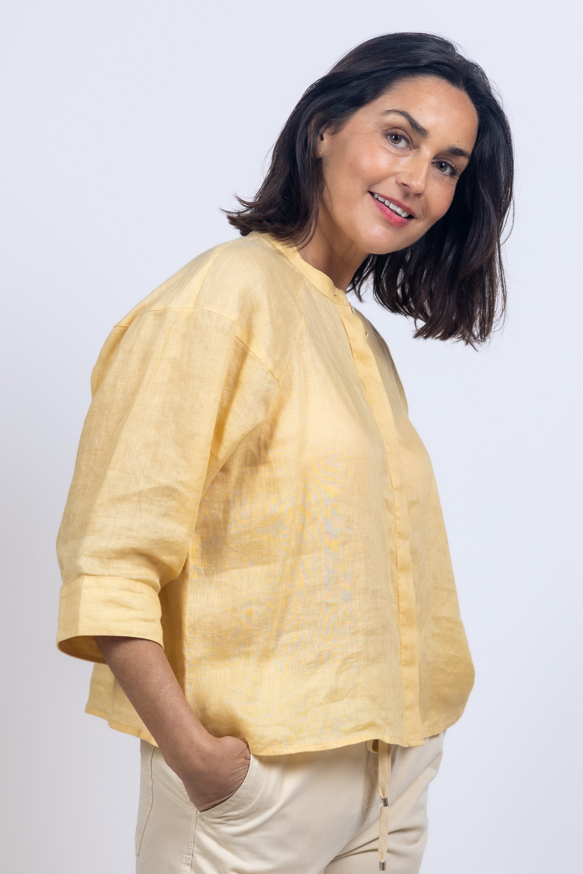 Blouse met knopen - Geel