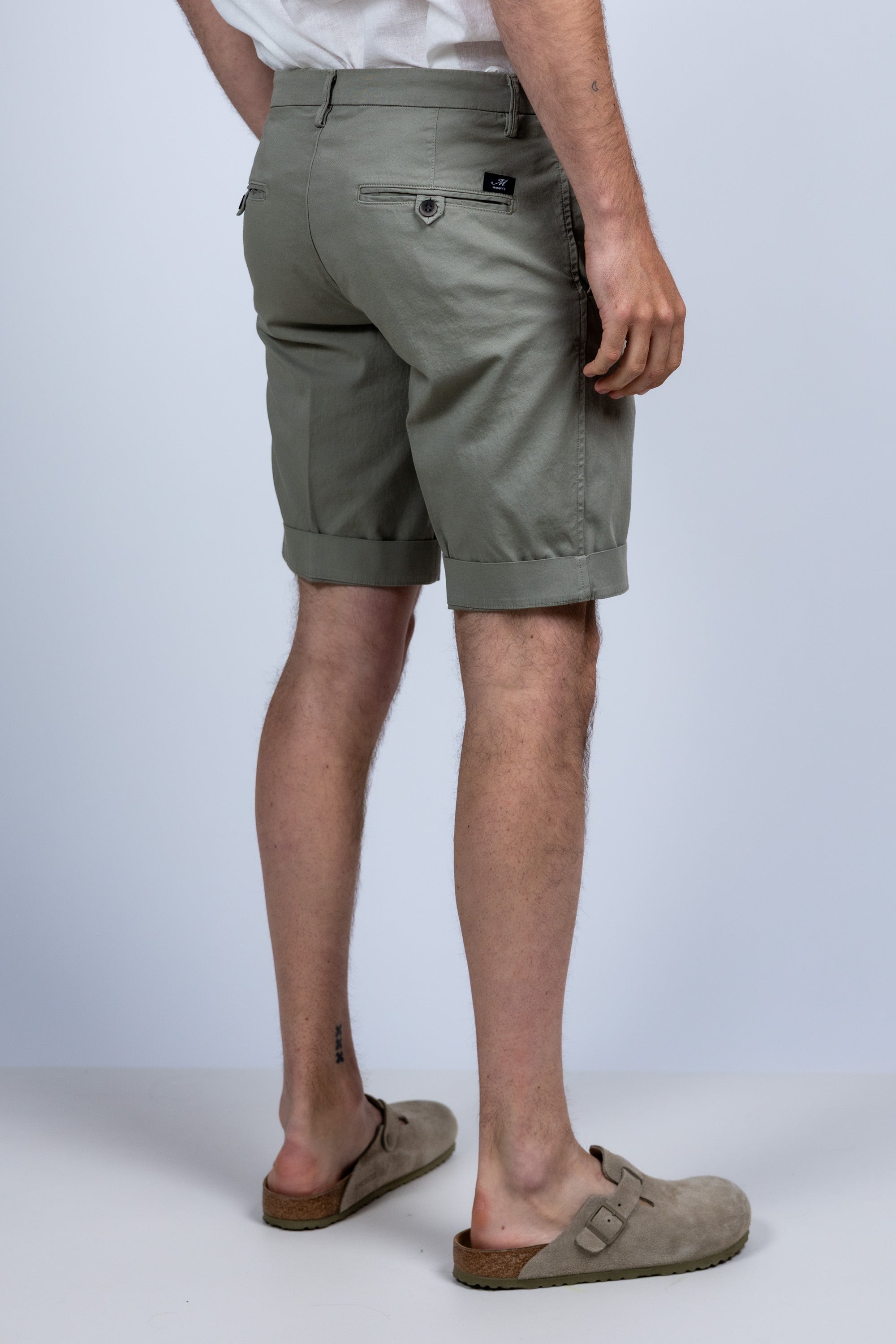 Korte broek met omslag - Olijfgroen