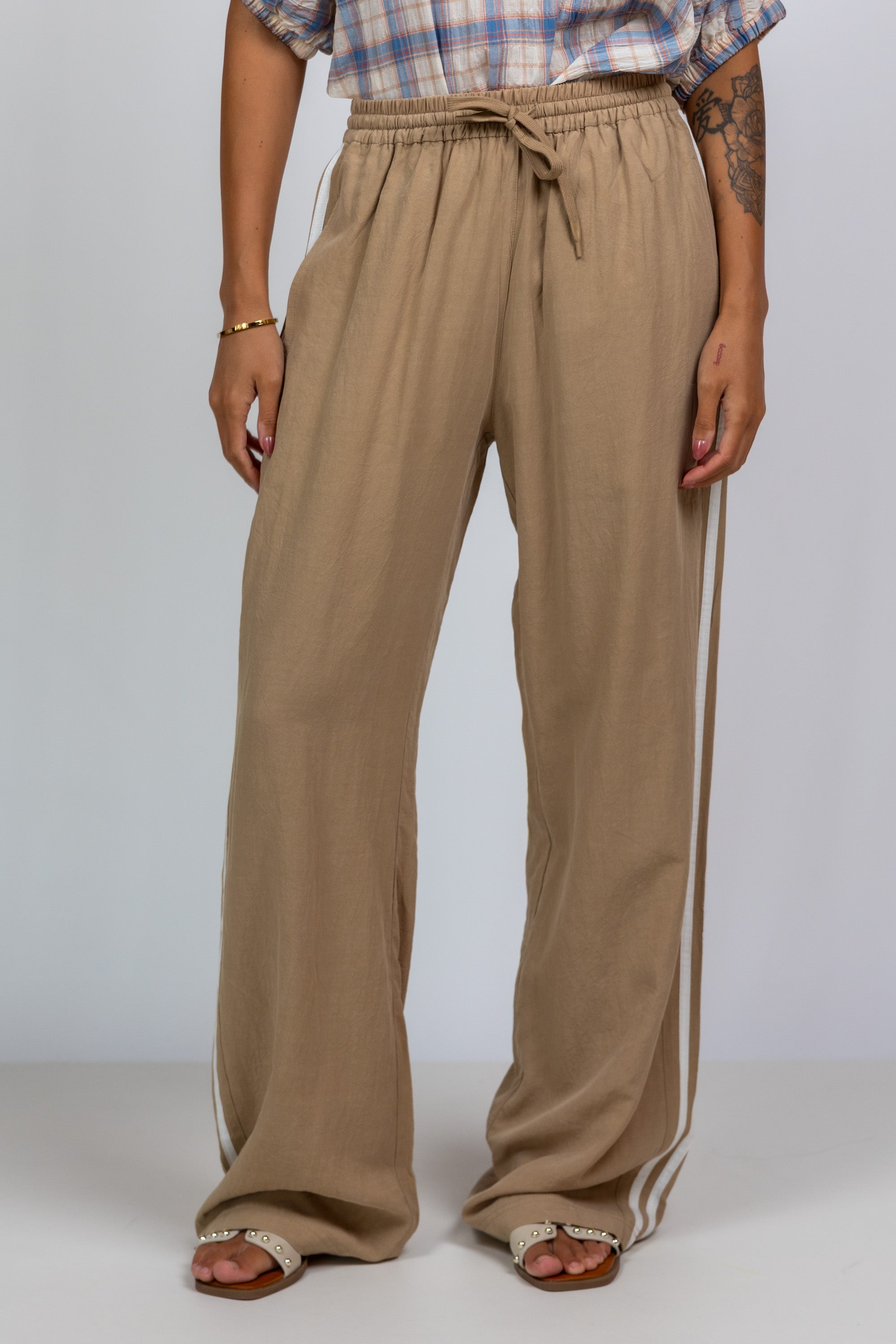 Wijde broek met zijstrepen - Camel