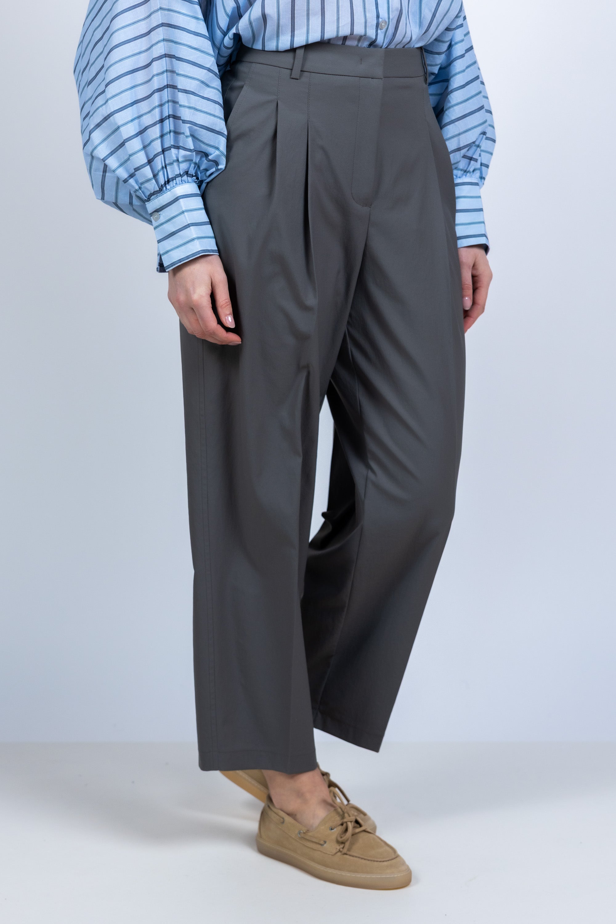 Broek met plooien - Olijfgroen