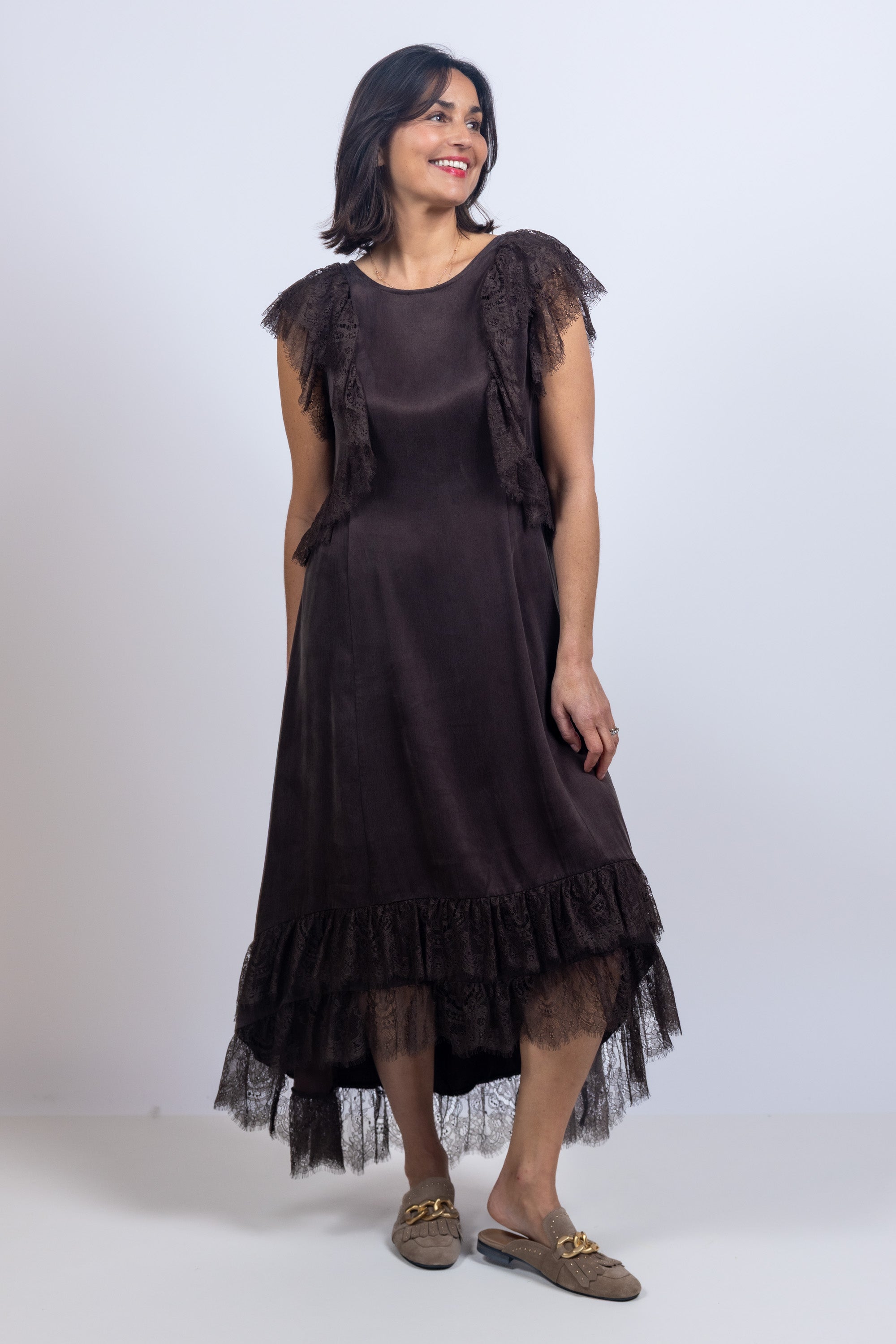 Jurk met kant - Bruin