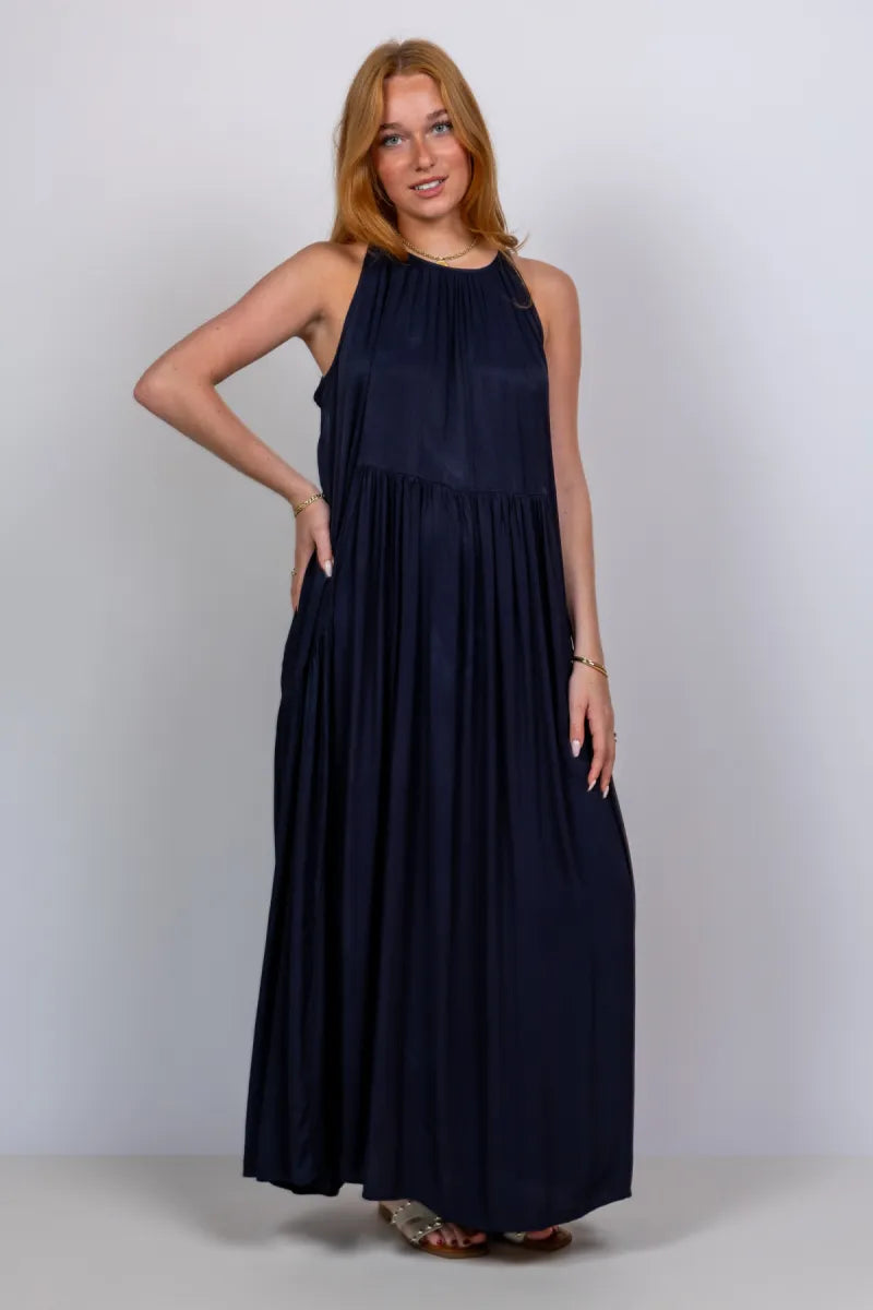 BY-BAR BY-BAR PEGGY TWILL DRESS BY-BAR PEGGY TWILL DRESS Maxi jurk met plooien - Marine