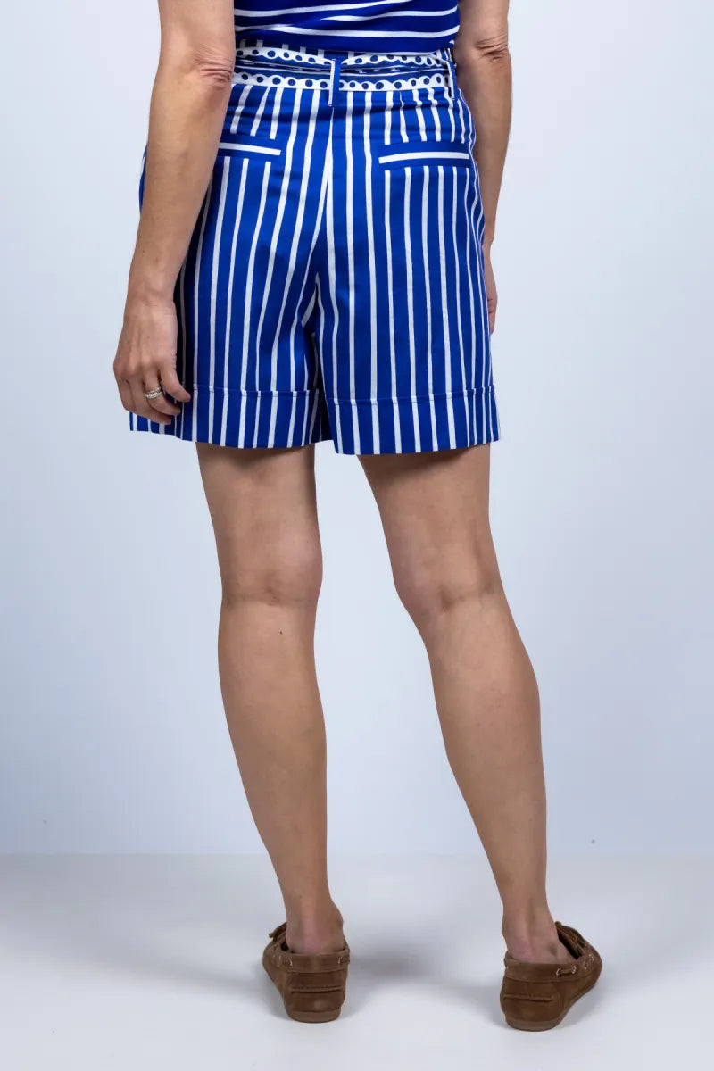 MARCCAIN COLLECTIE MARCCAIN COLLECTIE AA.83.05 W01 Short met ceintuur - Kobaltblauw