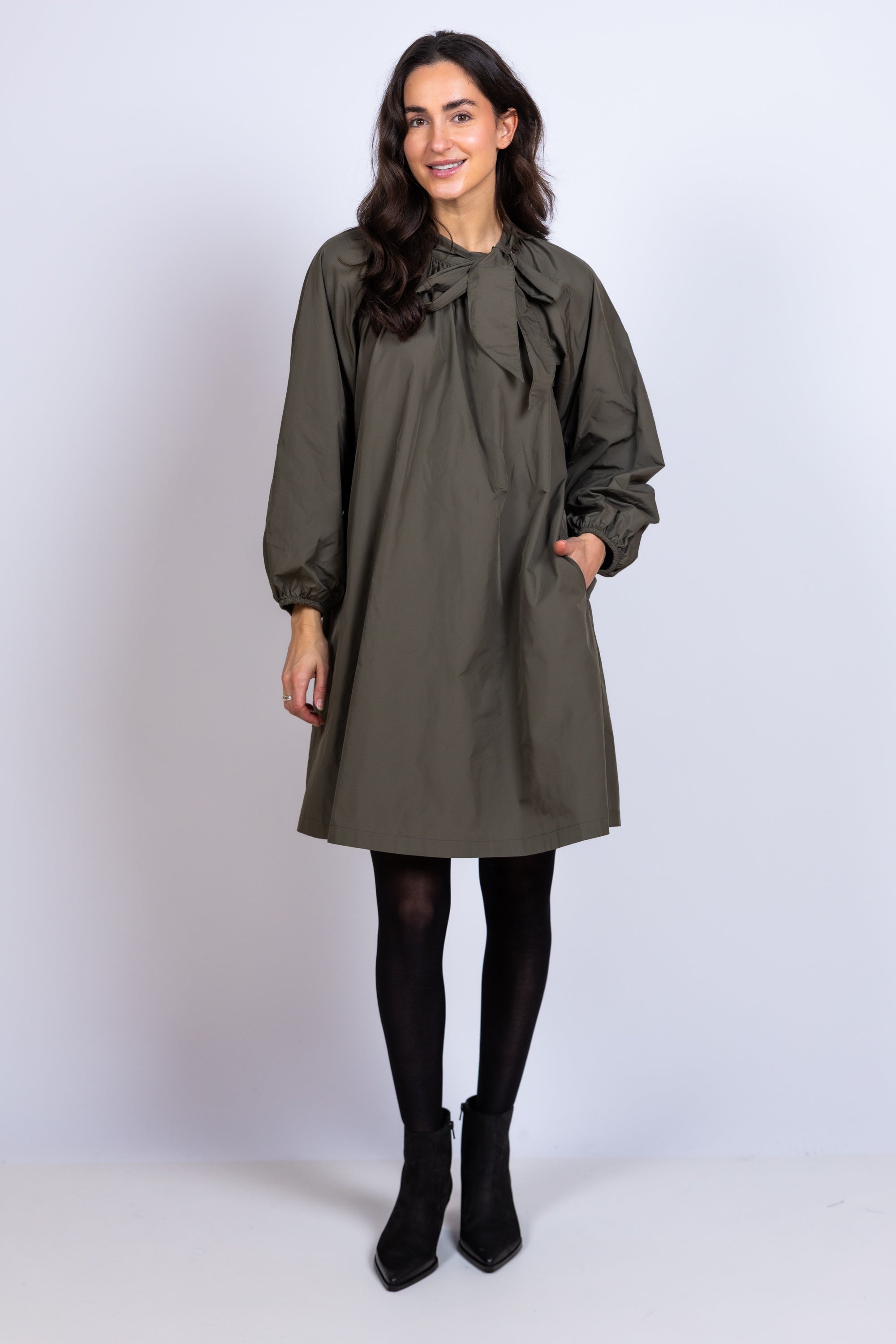 Jurk met strik - Olijfgroen