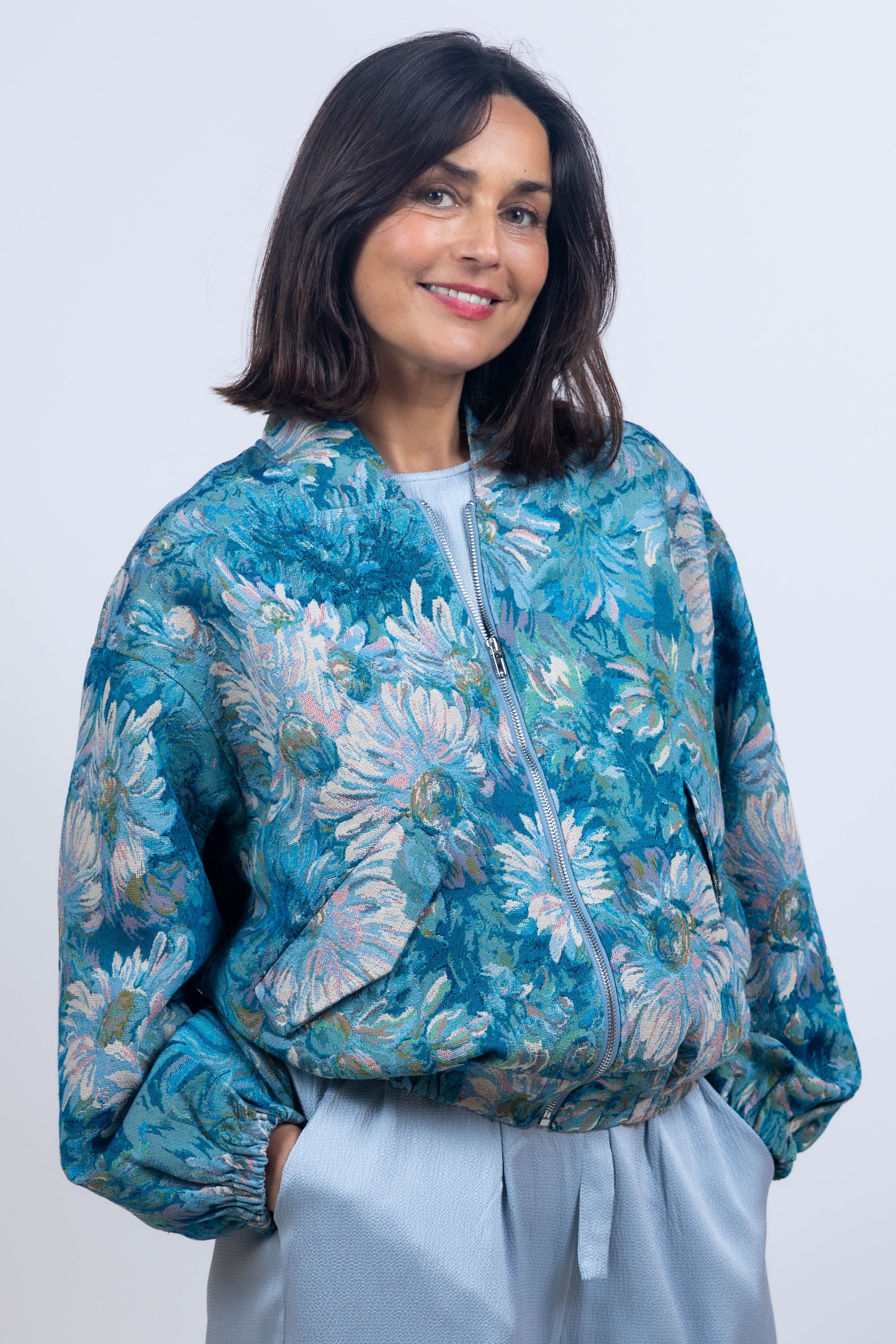 Bomberjack met bloemen - Bleu