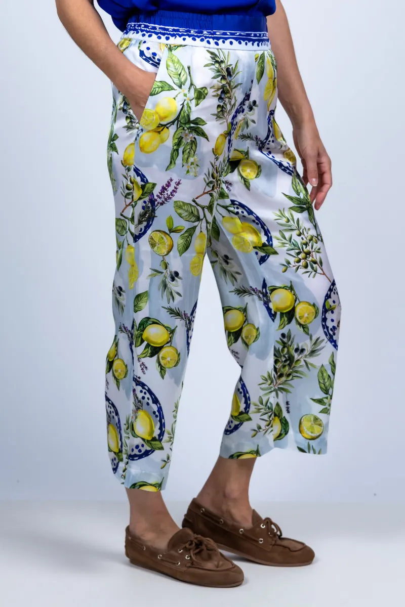 MARCCAIN COLLECTIE MARCCAIN COLLECTIE AA.81.51 W03 MARCCAIN COLLECTIE AA.81.51 W03 Broek met print - Wit