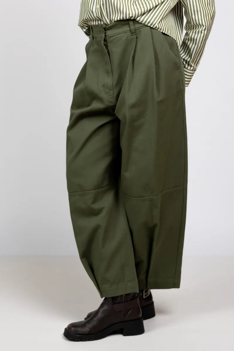 WEEKEND BY MAX MARA WEEKEND BY MAX MARA BACCA WEEKEND BY MAX MARA BACCA Pofbroek - Olijfgroen