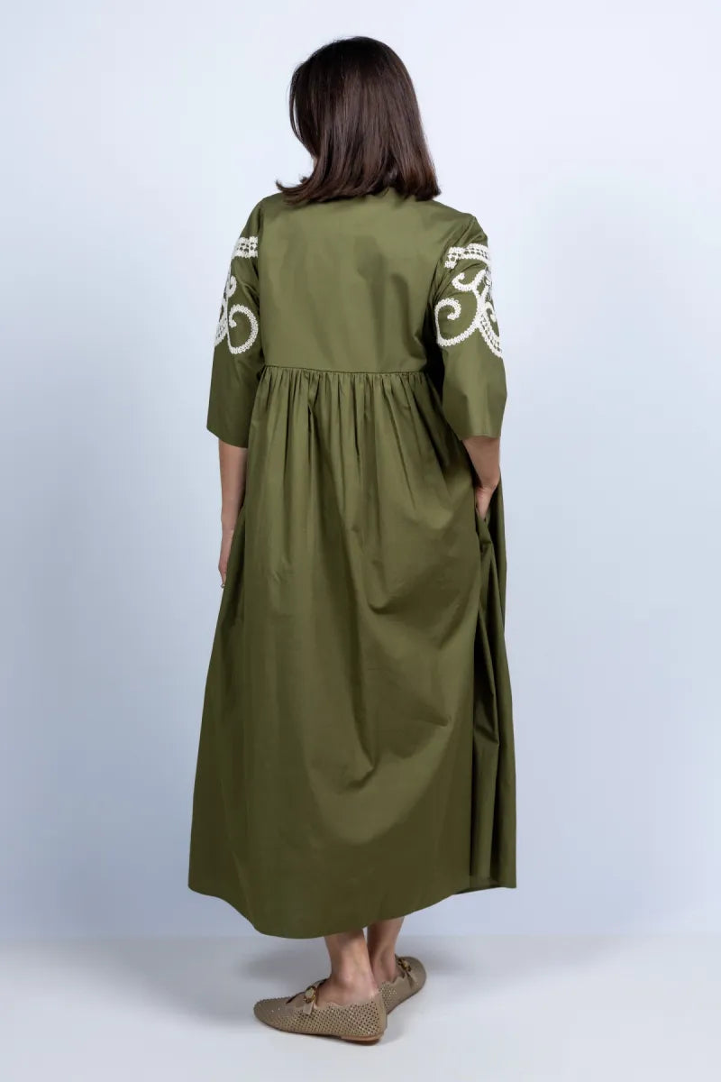 WEEKEND BY MAX MARA WEEKEND BY MAX MARA TILDE WEEKEND BY MAX MARA TILDE Jurk met borduursel - Olijfgroen