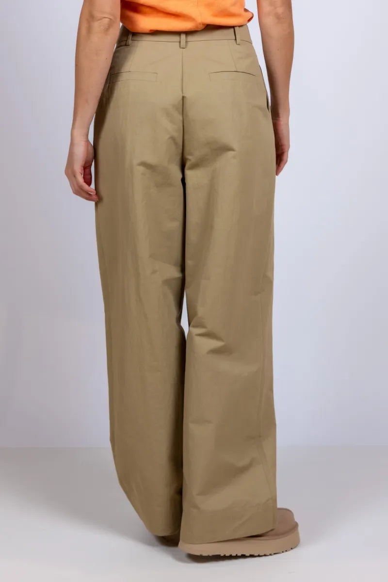 ESSENTIEL ANTWERP ESSENTIEL ANTWERP JAMMER ESSENTIEL ANTWERP JAMMER Wijde pantalon - Licht camel
