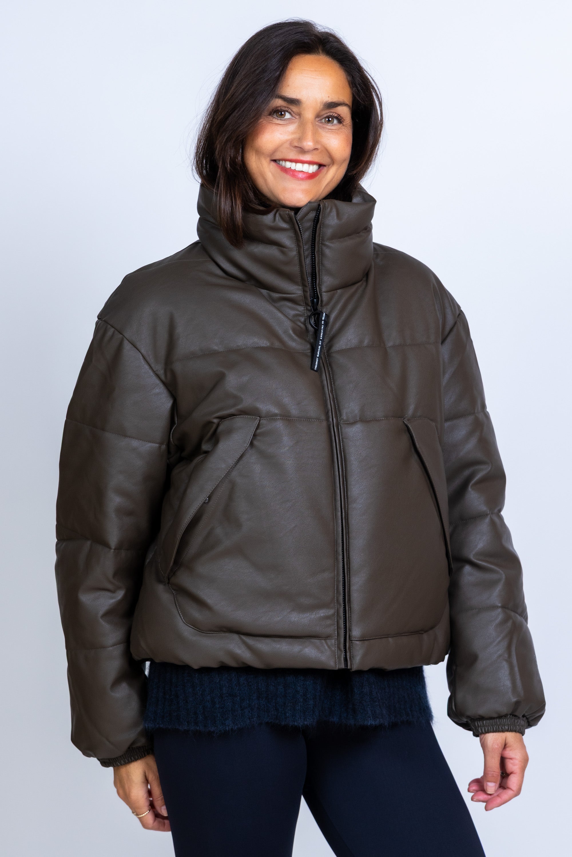 Puffer jack - Bruin