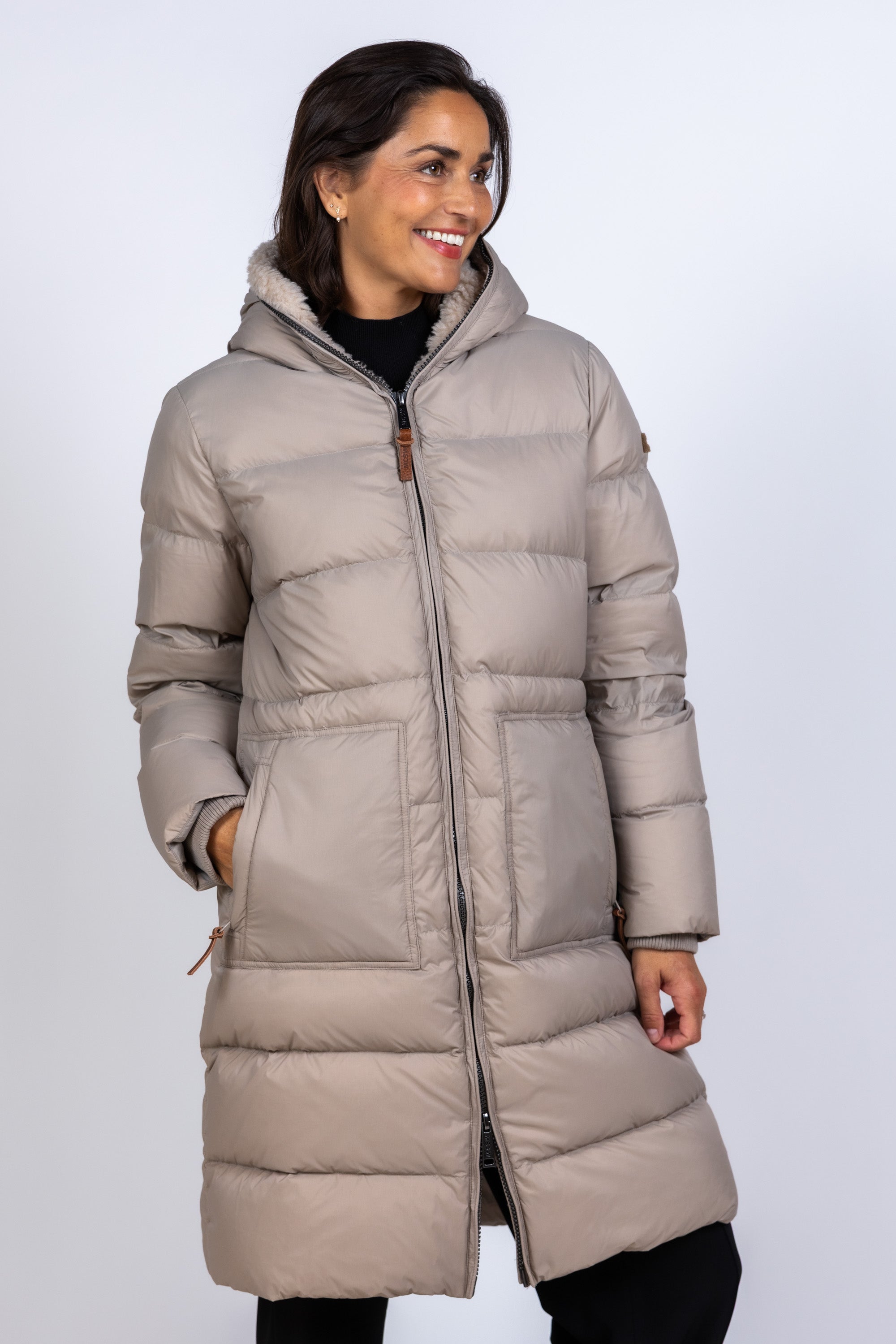 Gewatteerde jas met capuchon - Licht taupe