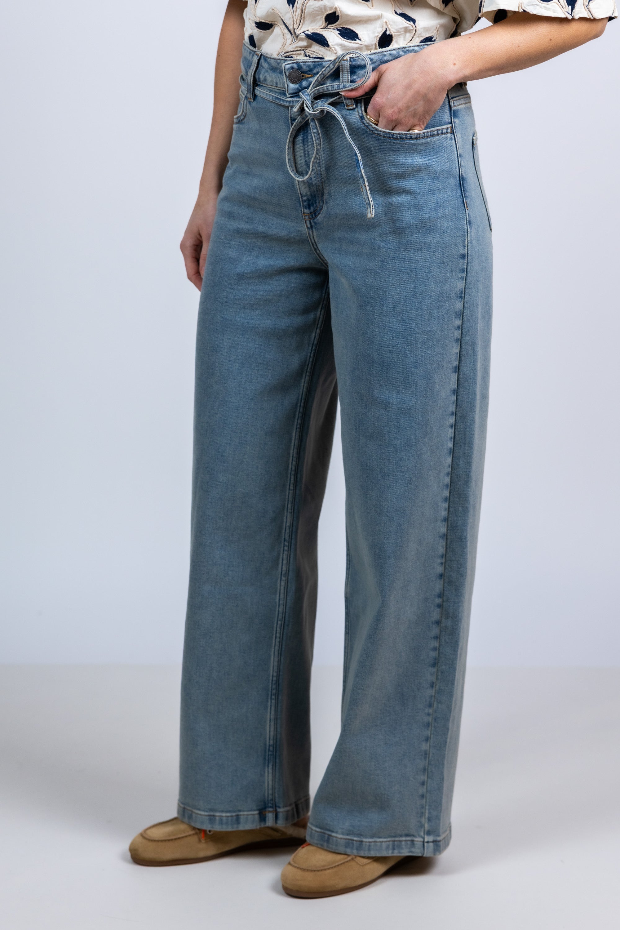 Jeans met strikceintuur - Licht jeans