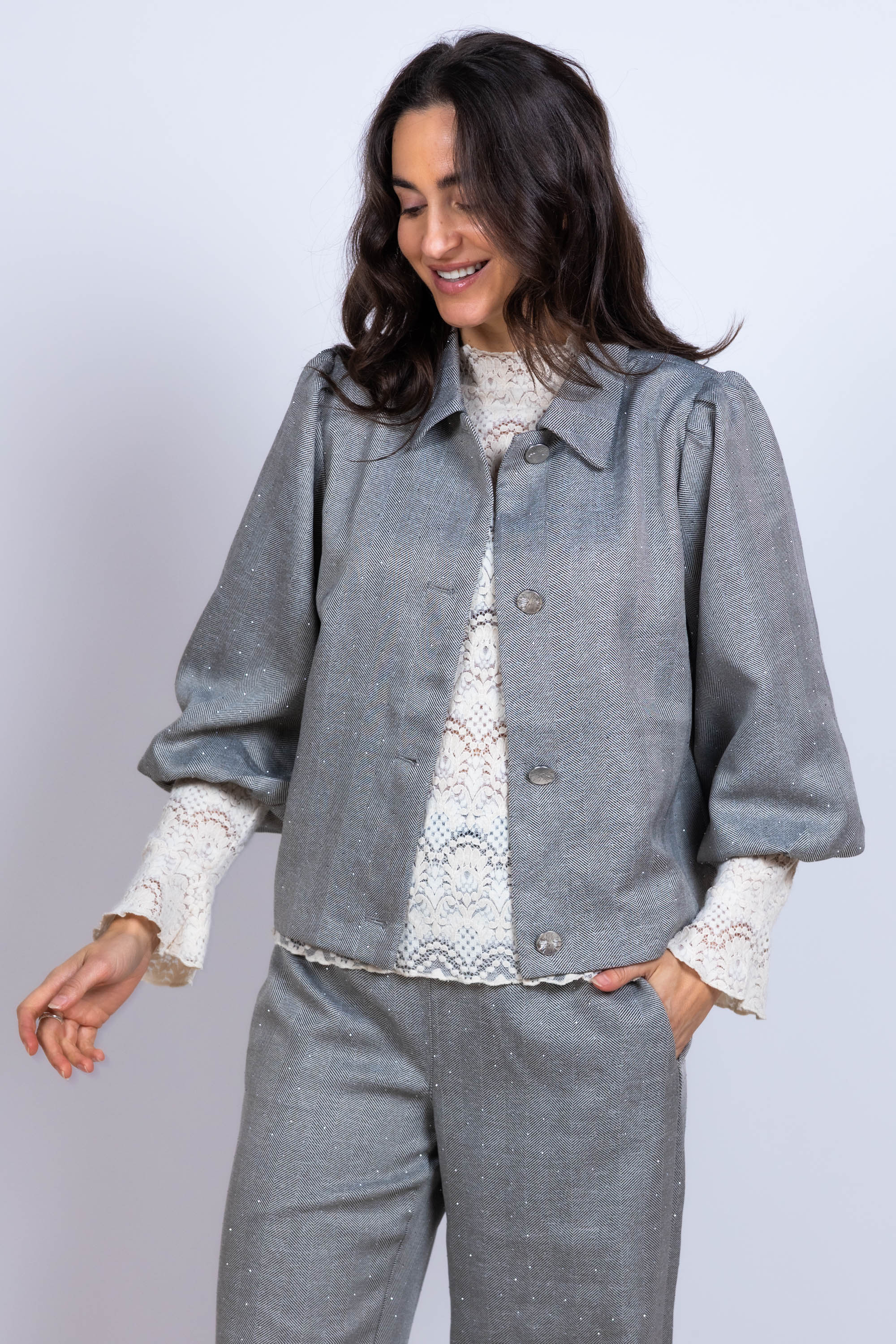 Jasje met knopen - Lichtgrijs