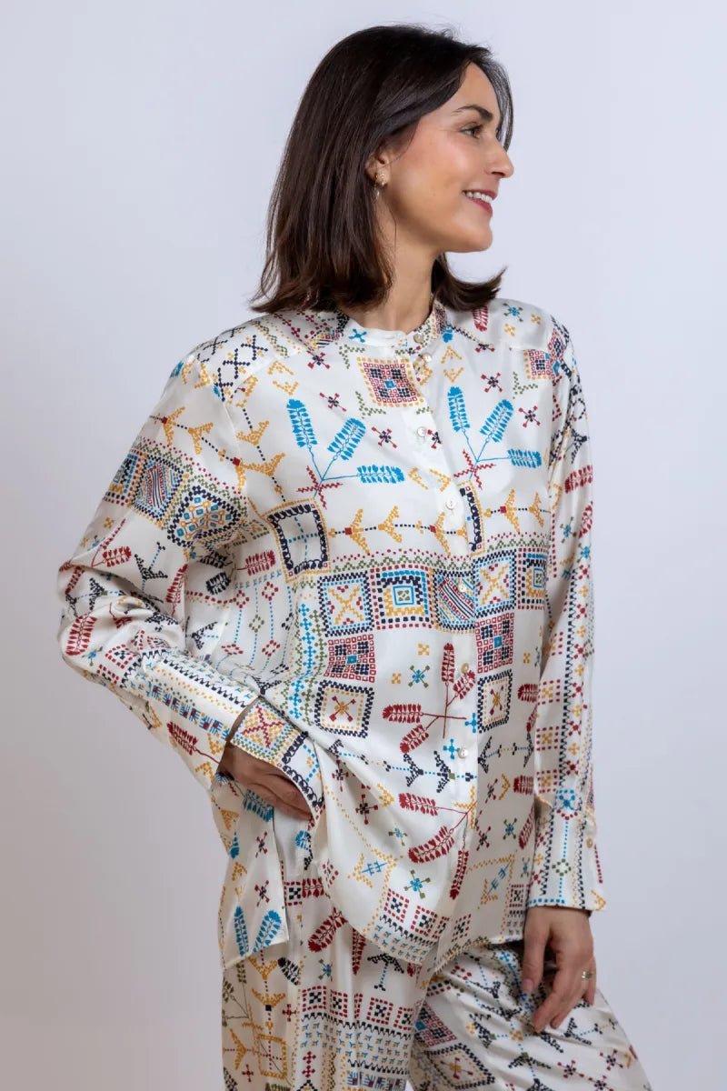 MOMONI MOMONI MESILLA MO01 MOMONI MESILLA MO01 Blouse met print - Ecru