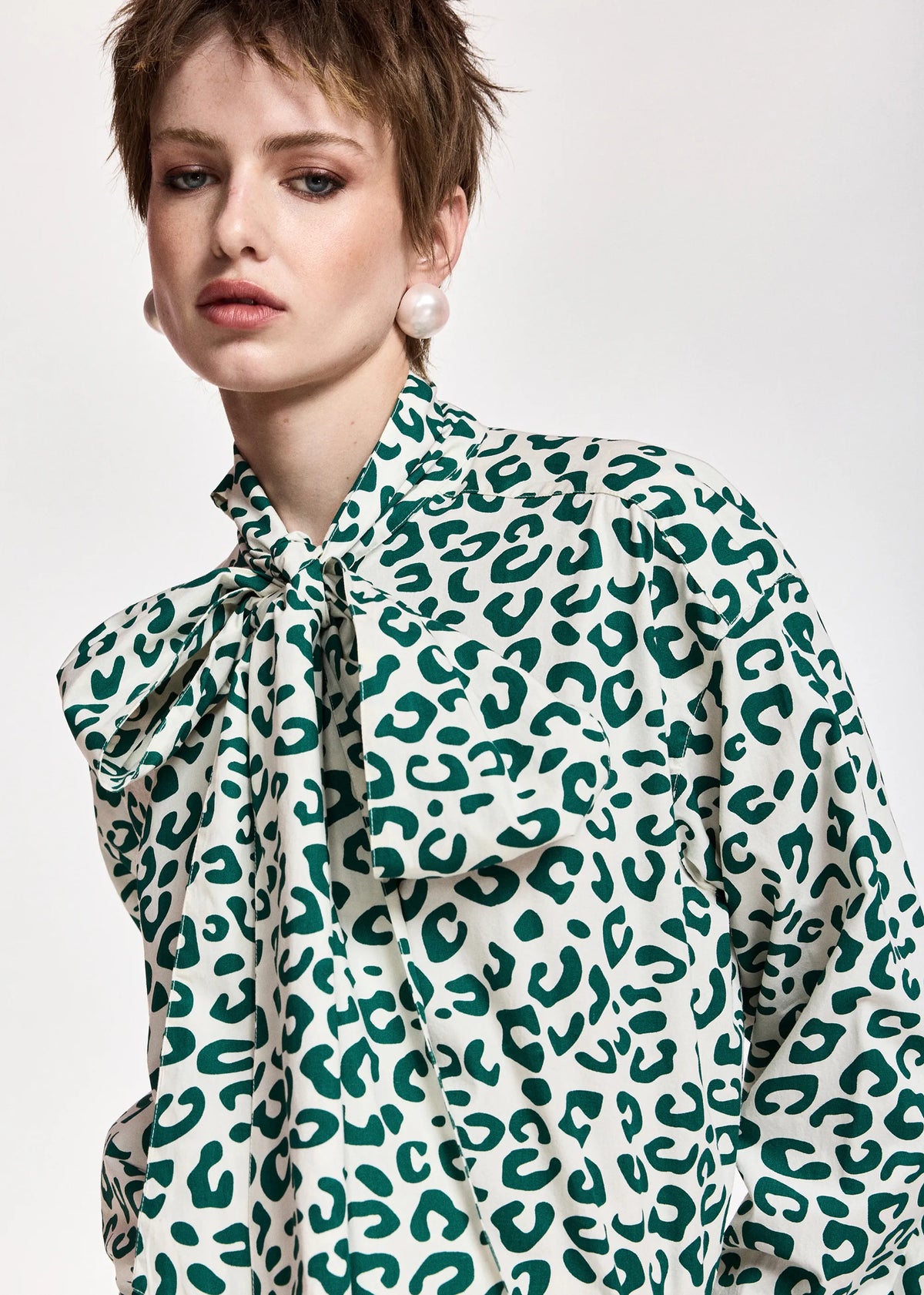 ESSENTIEL ANTWERP ESSENTIEL ANTWERP KHALEESI flessegroen