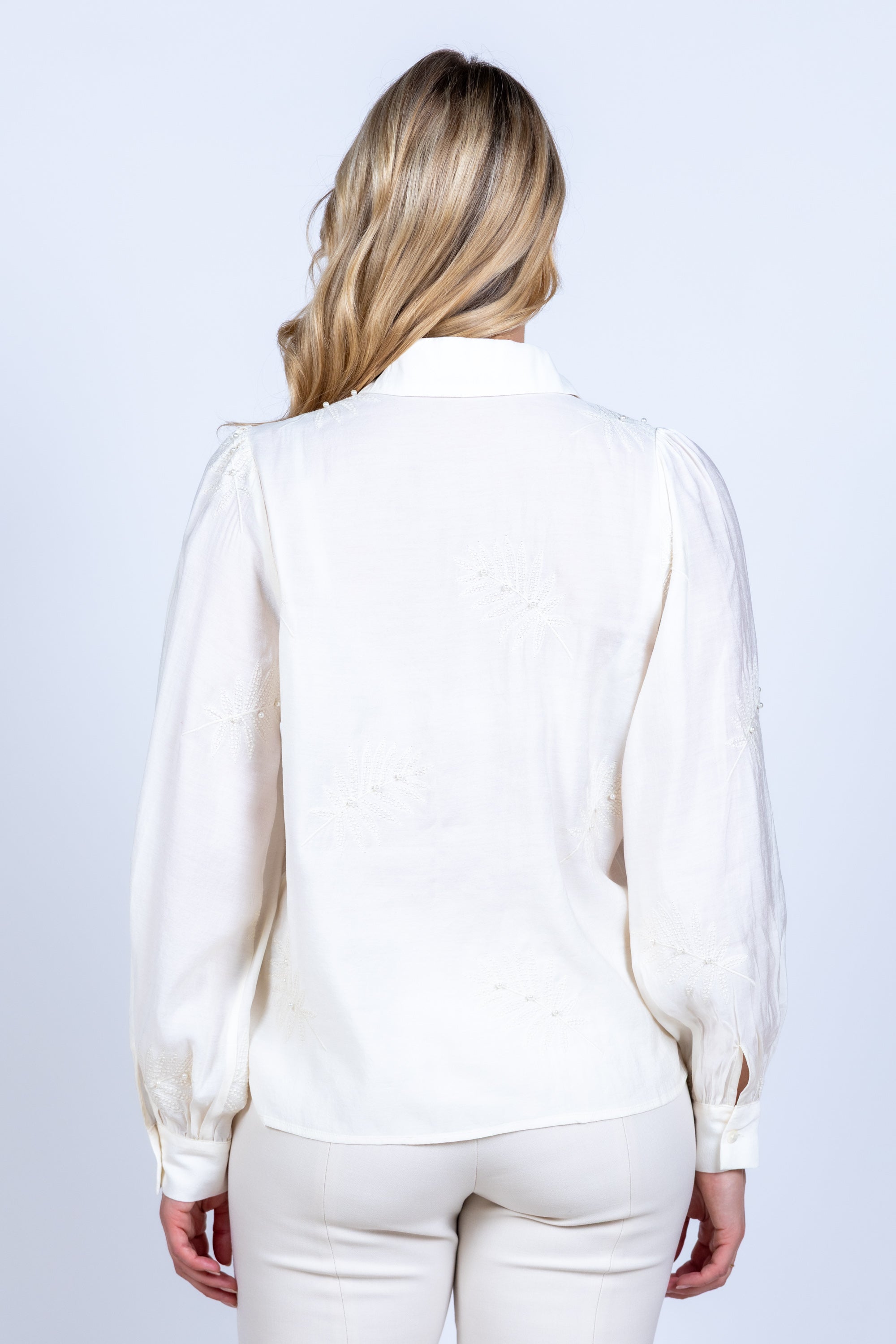Blouse met knopen - Ecru