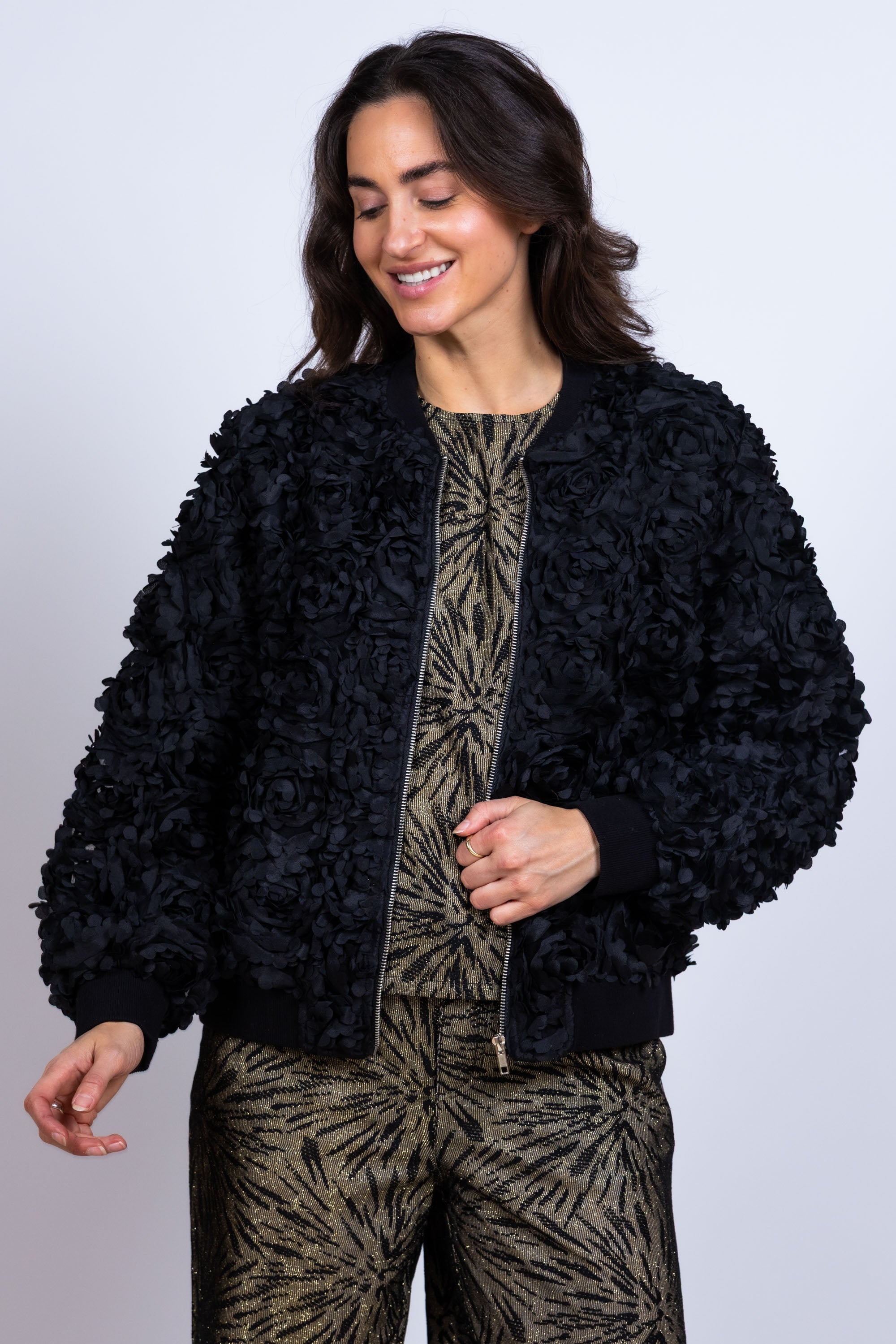 Jas met bloemdetails - Zwart