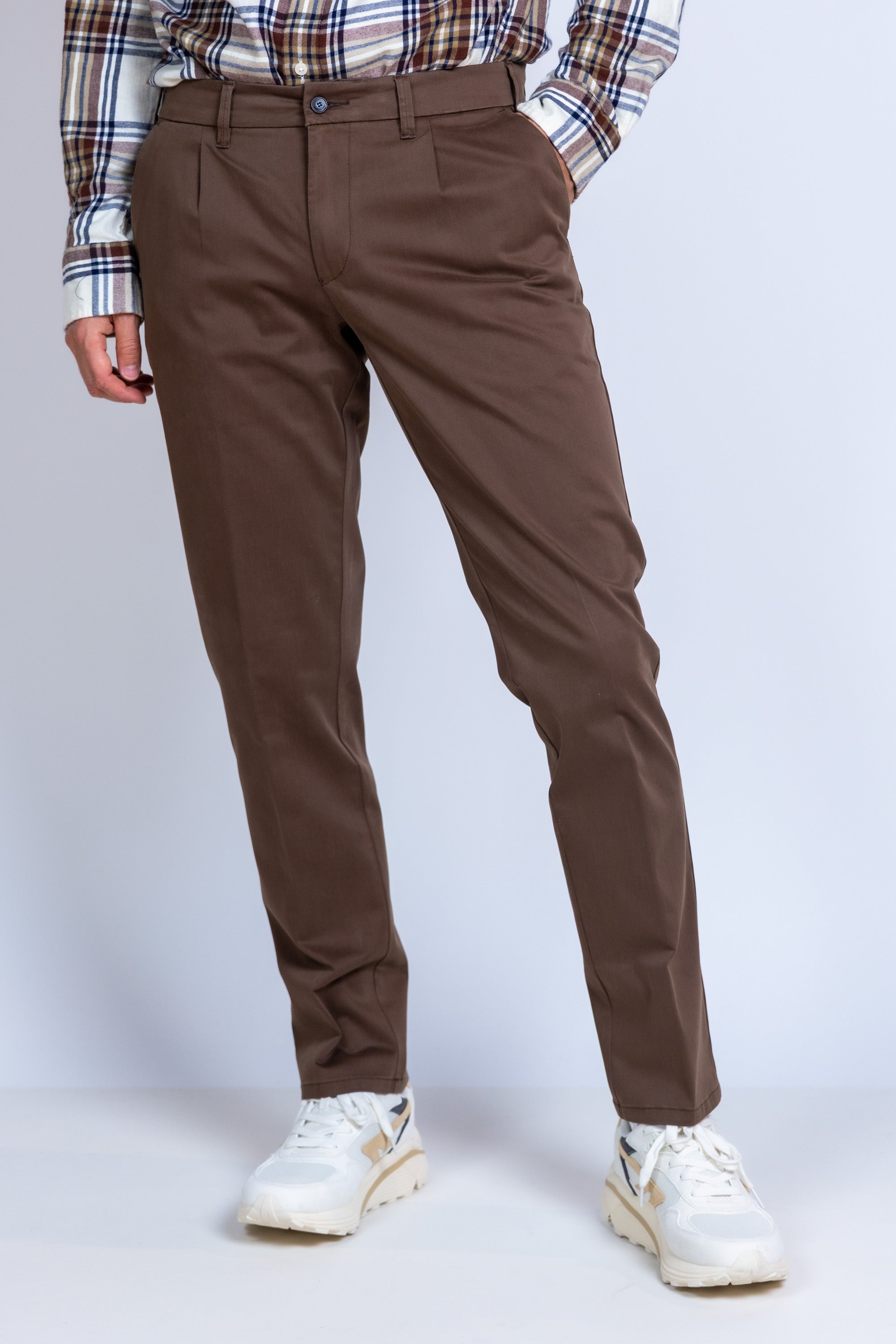 Chino - Bruin