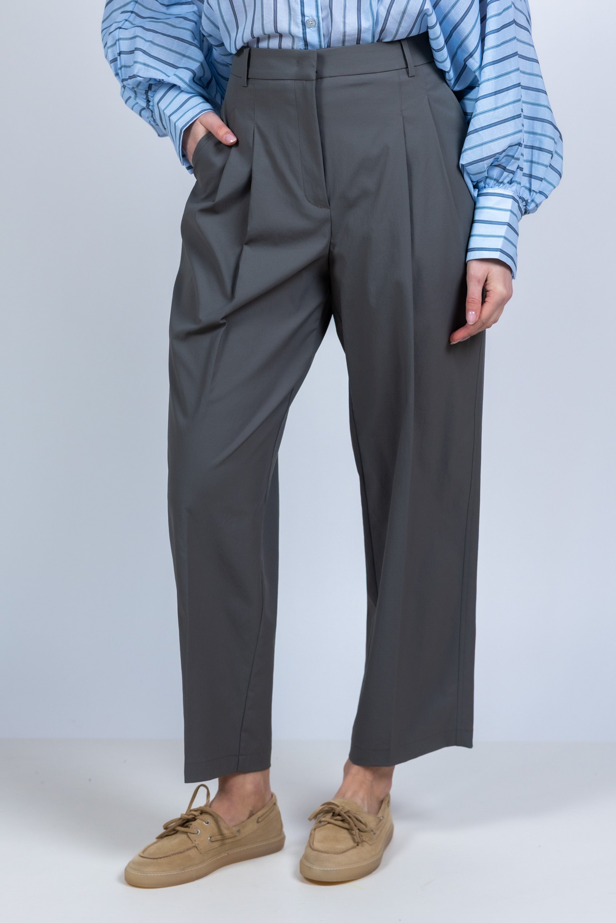 Broek met plooien - Olijfgroen