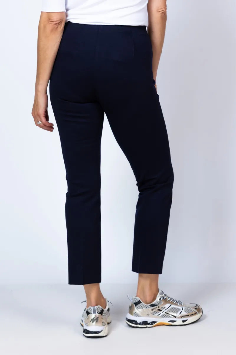 MARC CAIN NOS MARC CAIN NOS +E8123 J24 Broek met steekzakken - Marine