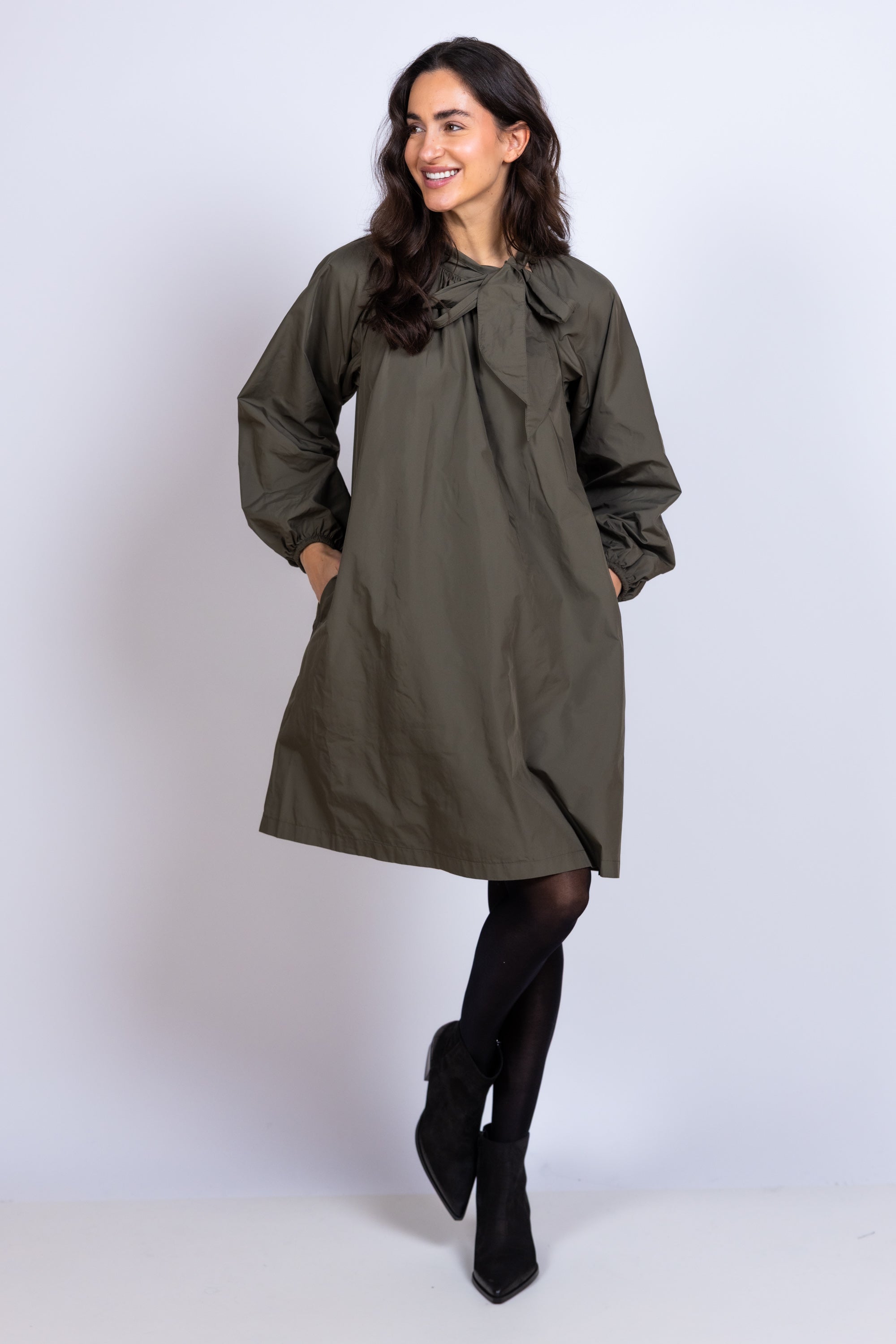 Jurk met strik - Olijfgroen