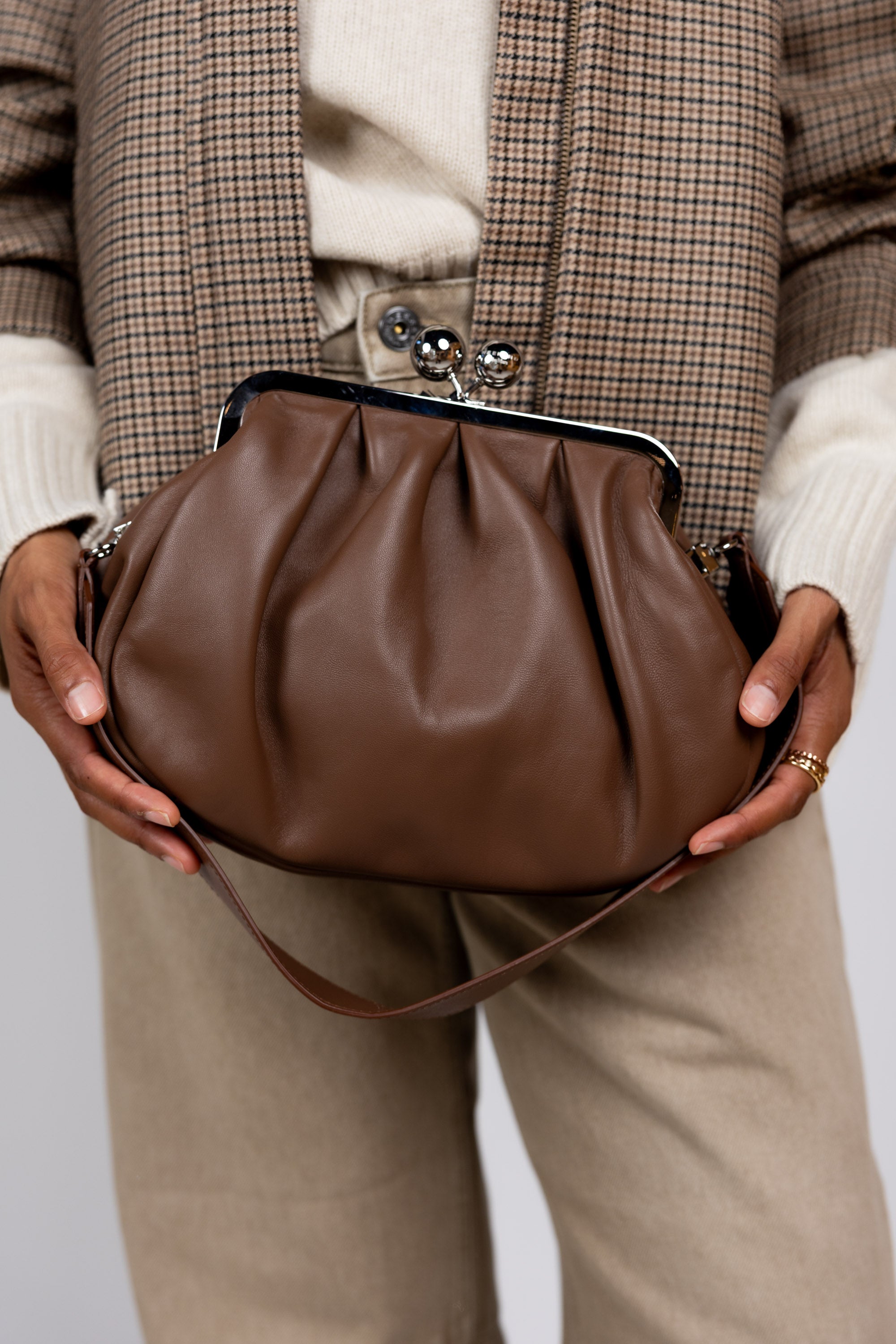 Dumpling clutch - Bruin