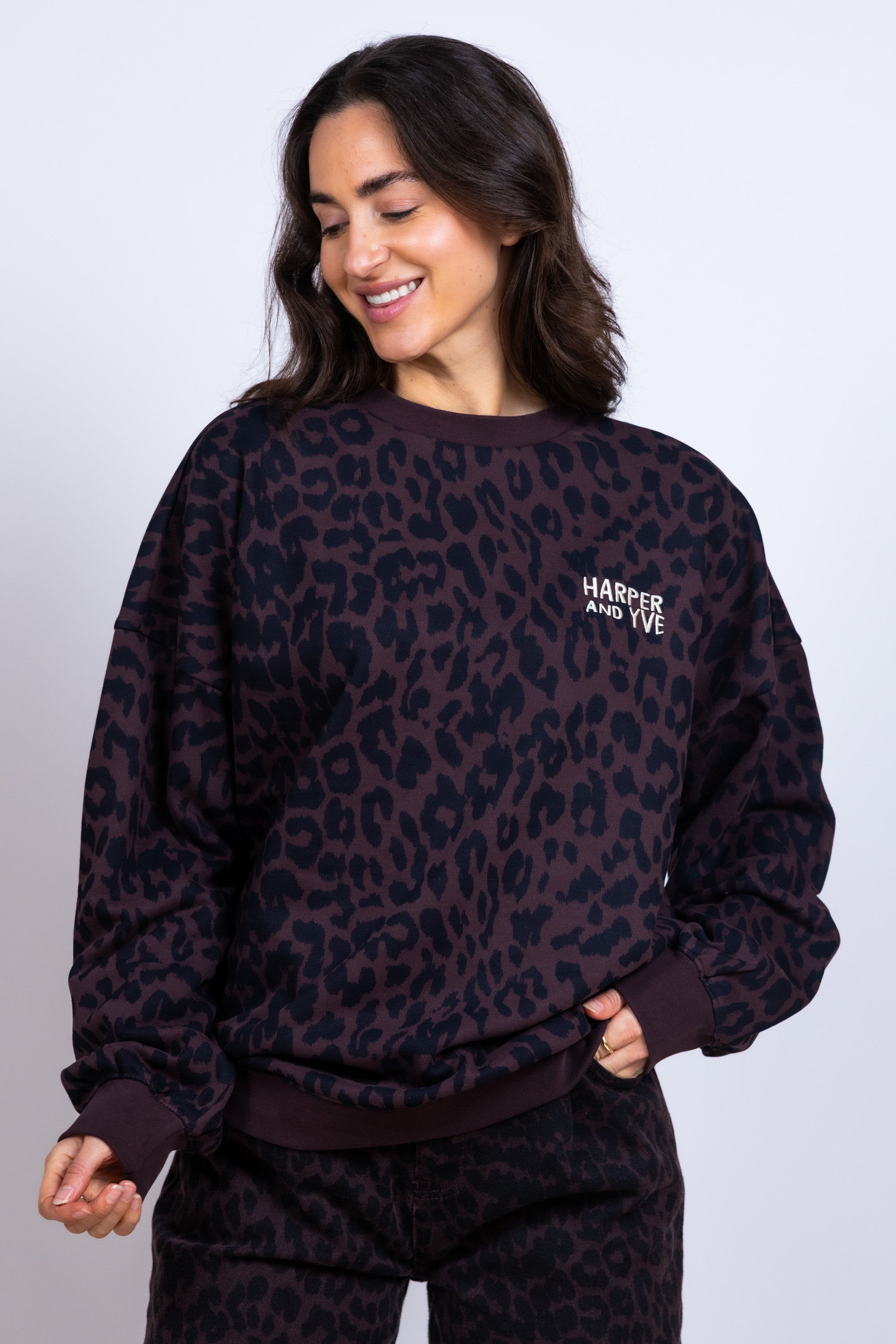 Trui met print - Bruin