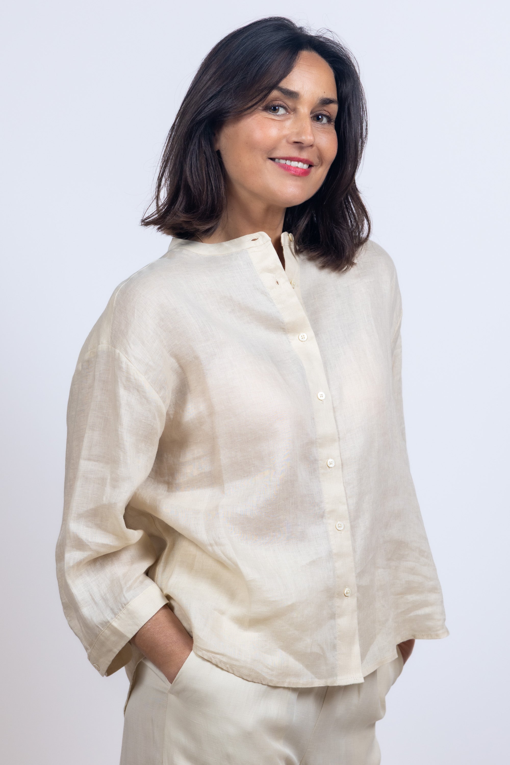 Blouse met knopen - Zand