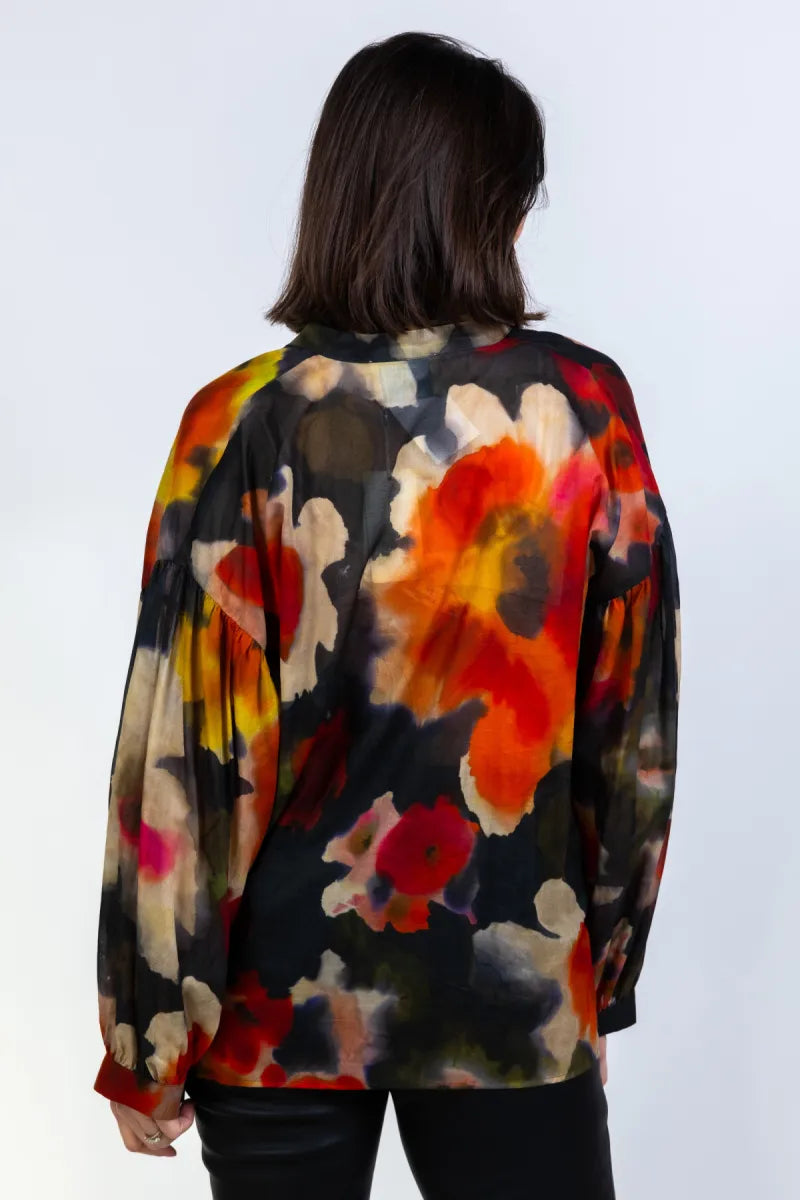 MOMONI MOMONI NEBLINA 07MO Blouse met print - Olijfgroen
